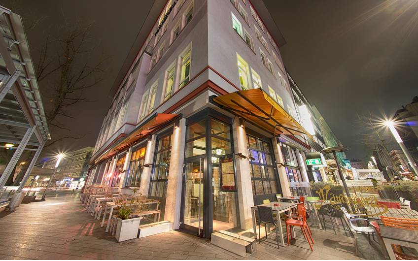 Zum Nachtleben in der Stadt gehören auch Bars und Kneipen (Symbolbild).