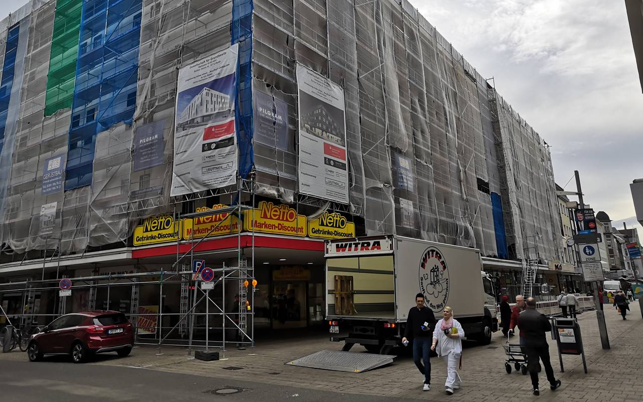 Der ehemalige Kaufhof an der Markstraße wird umgebaut.