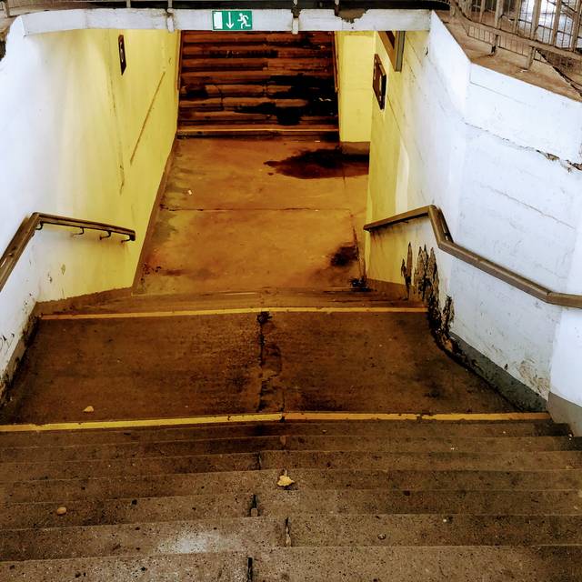 Zustände am Bahnhof West