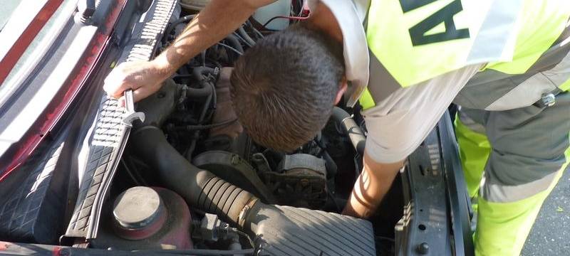 ADAC-Prüfstation auf dem Stadthallen-Parkplatz