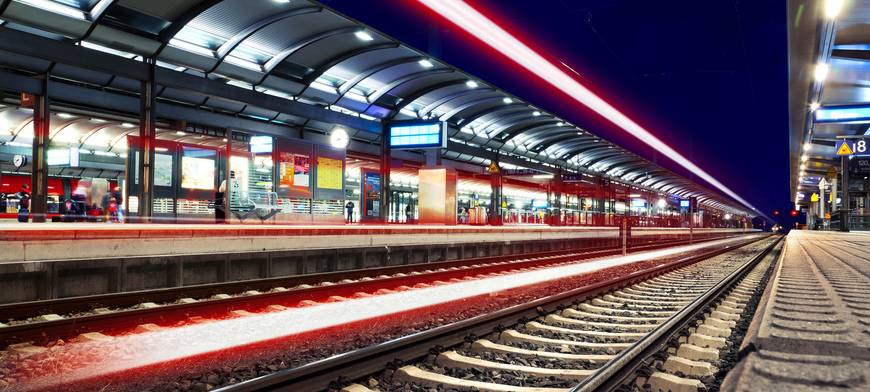 Renitenter Obdachloser droht mit Messer