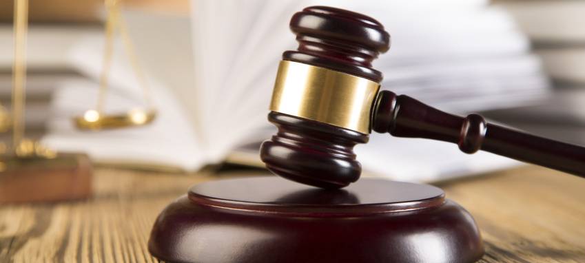 Gericht verurteilt Waffennarr