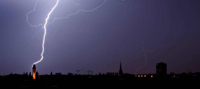 Nur 8 Blitze über Mülheim im Jahr 2025