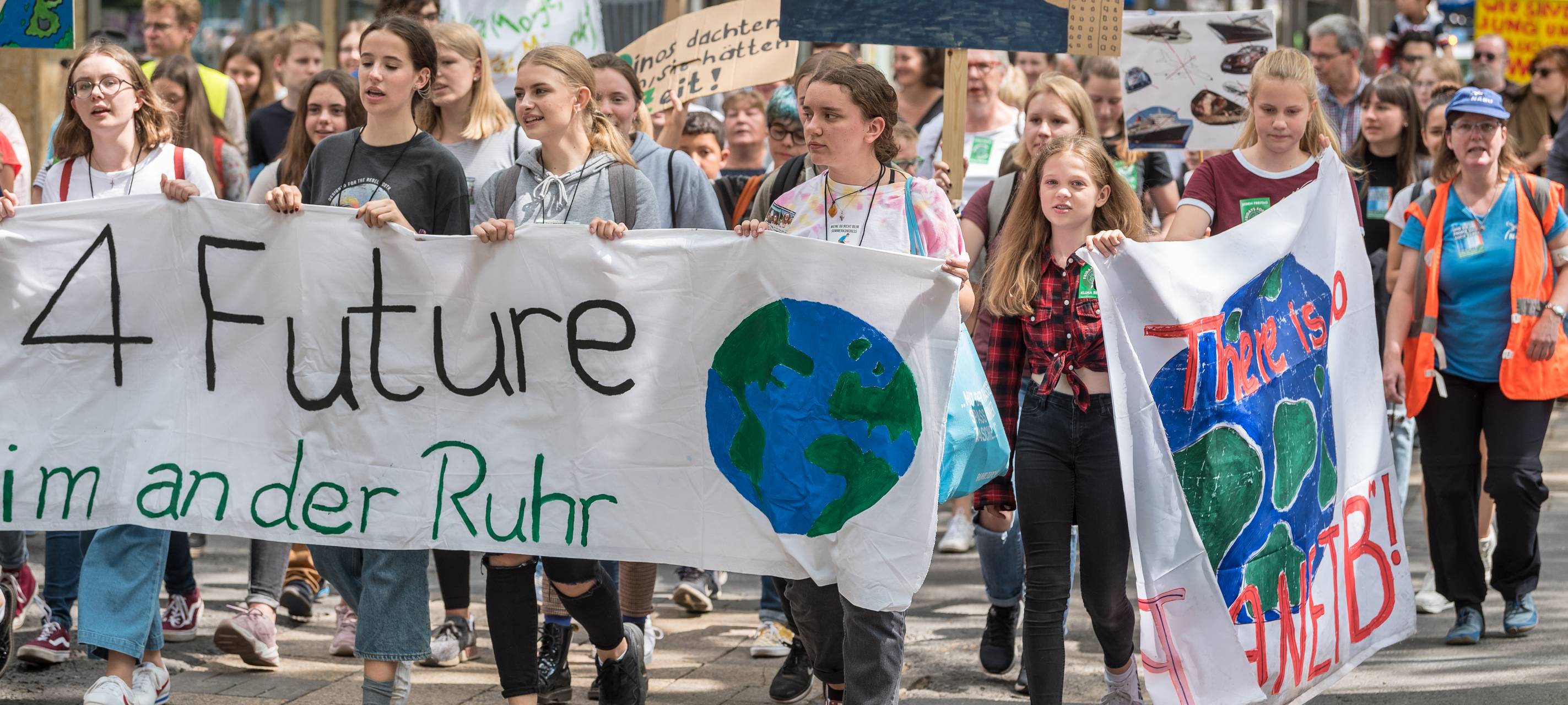 Kundgebung auf dem Rathausplatz