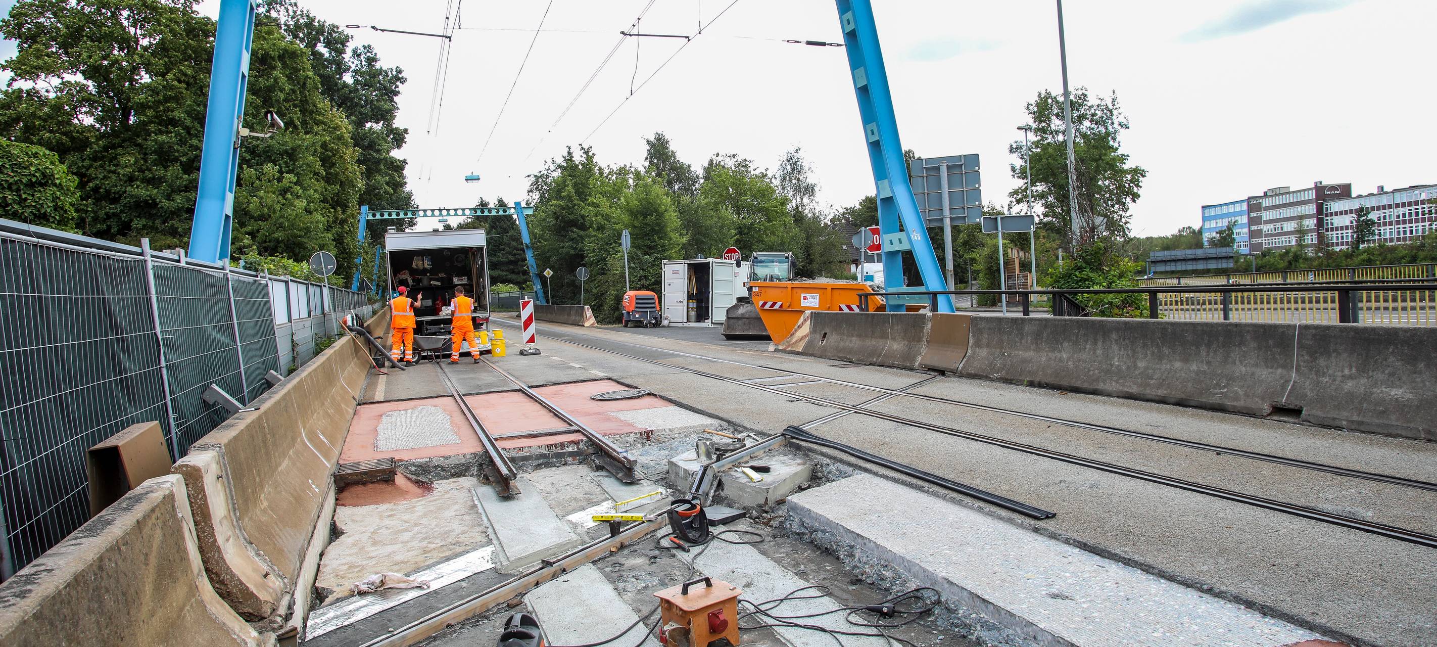 Arbeiten auf der Strecke der 112 in Oberhausen