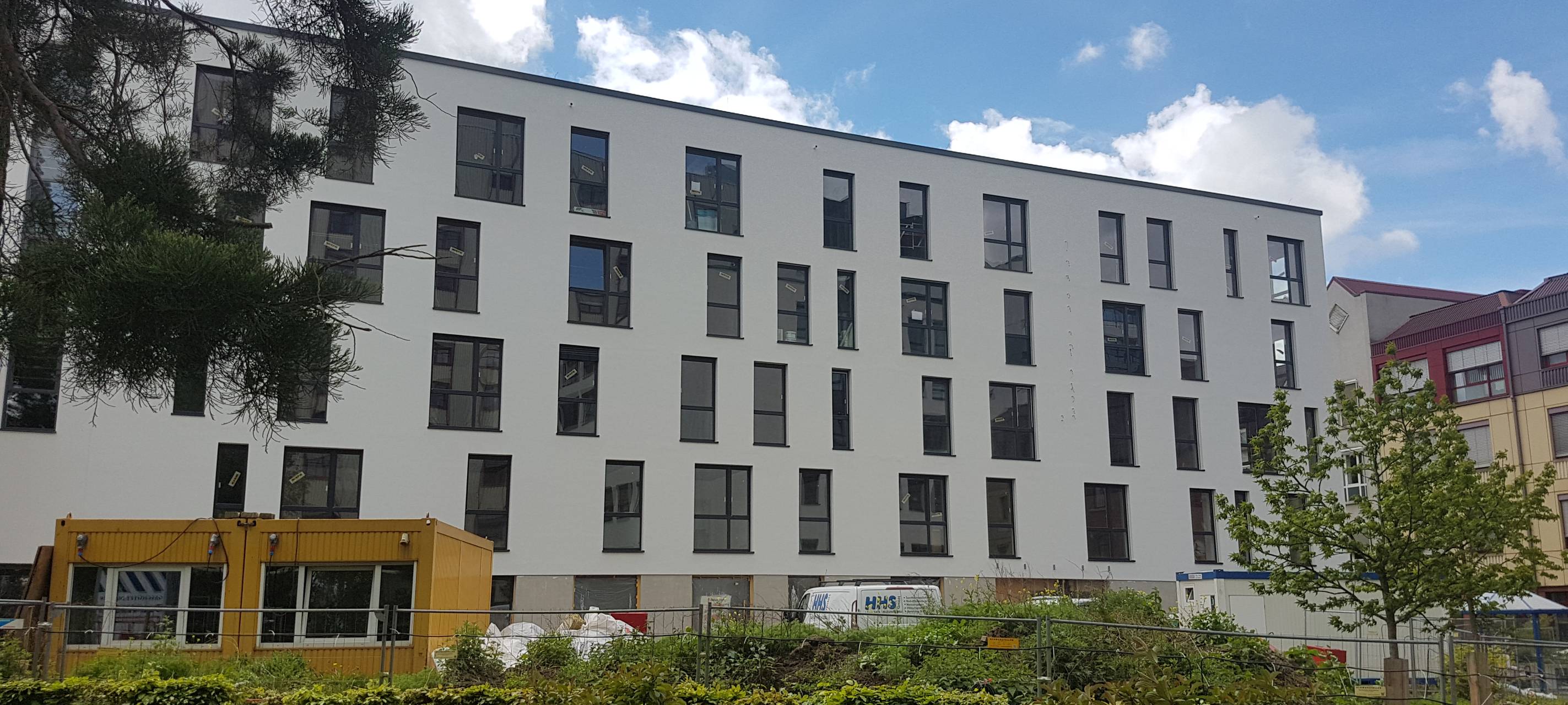 Schulstraße bleibt erst mal befahrbar