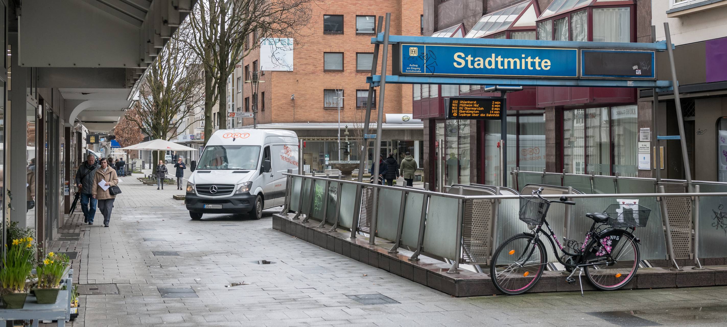 Poller soll Autos in Fußgängerzone ausbremsen