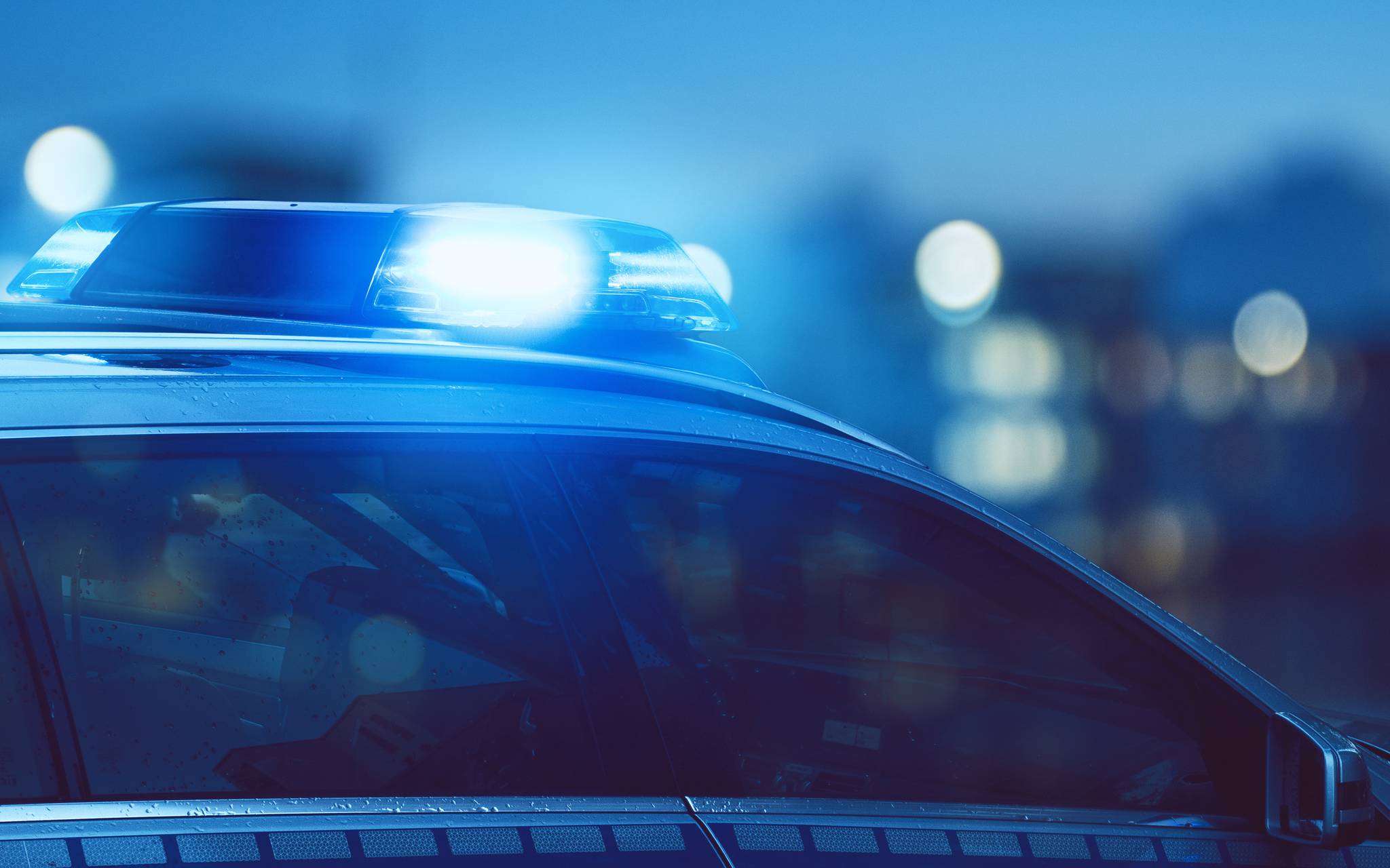 Flucht: Polizeihubschrauber über Saarn