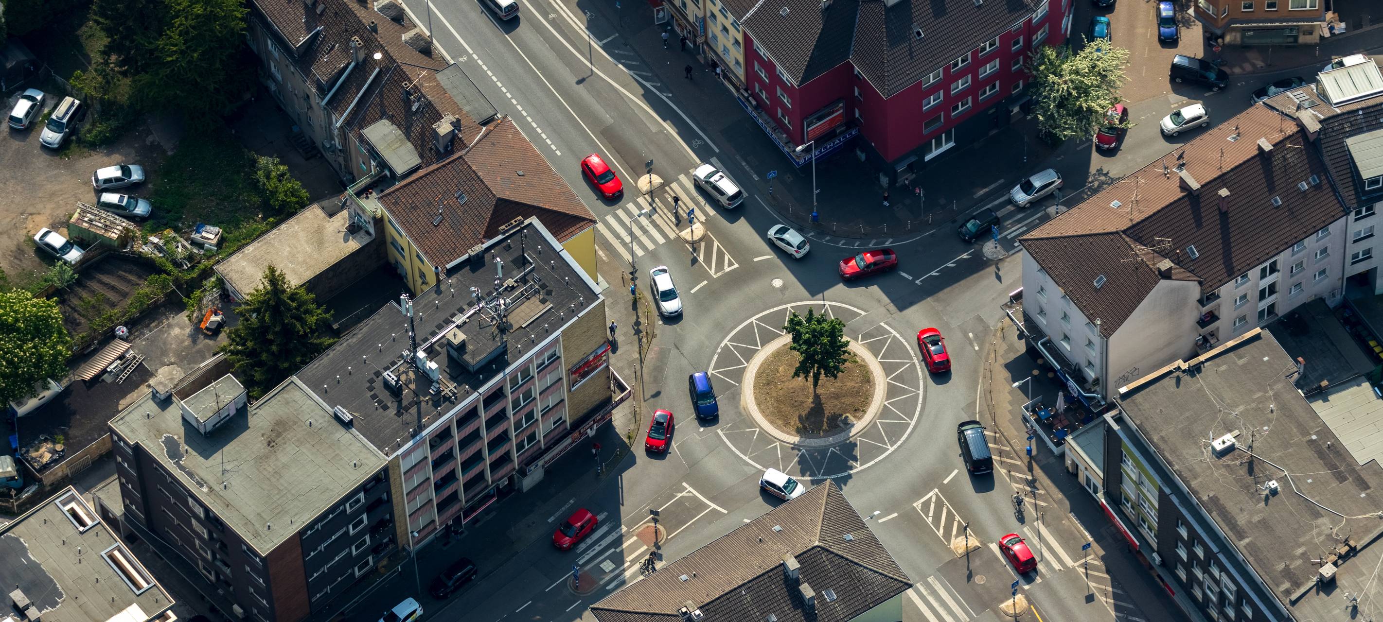 Polizei: Kreisverkehr braucht mehr Licht