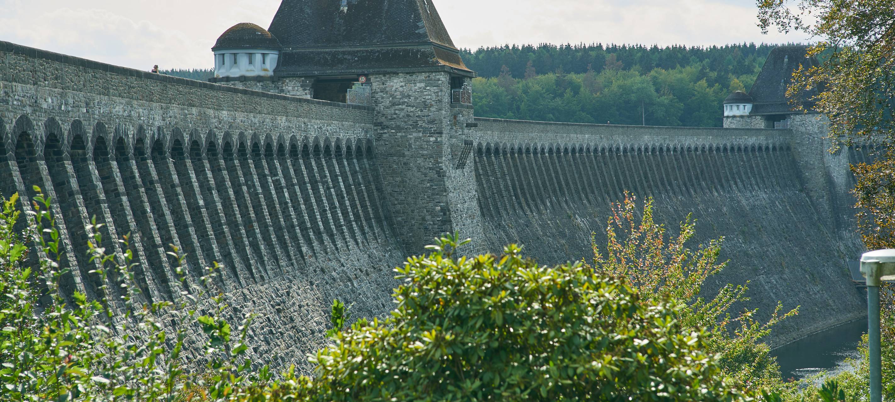 Auf Ausflüge zu Talsperren und Stauseen verzichten