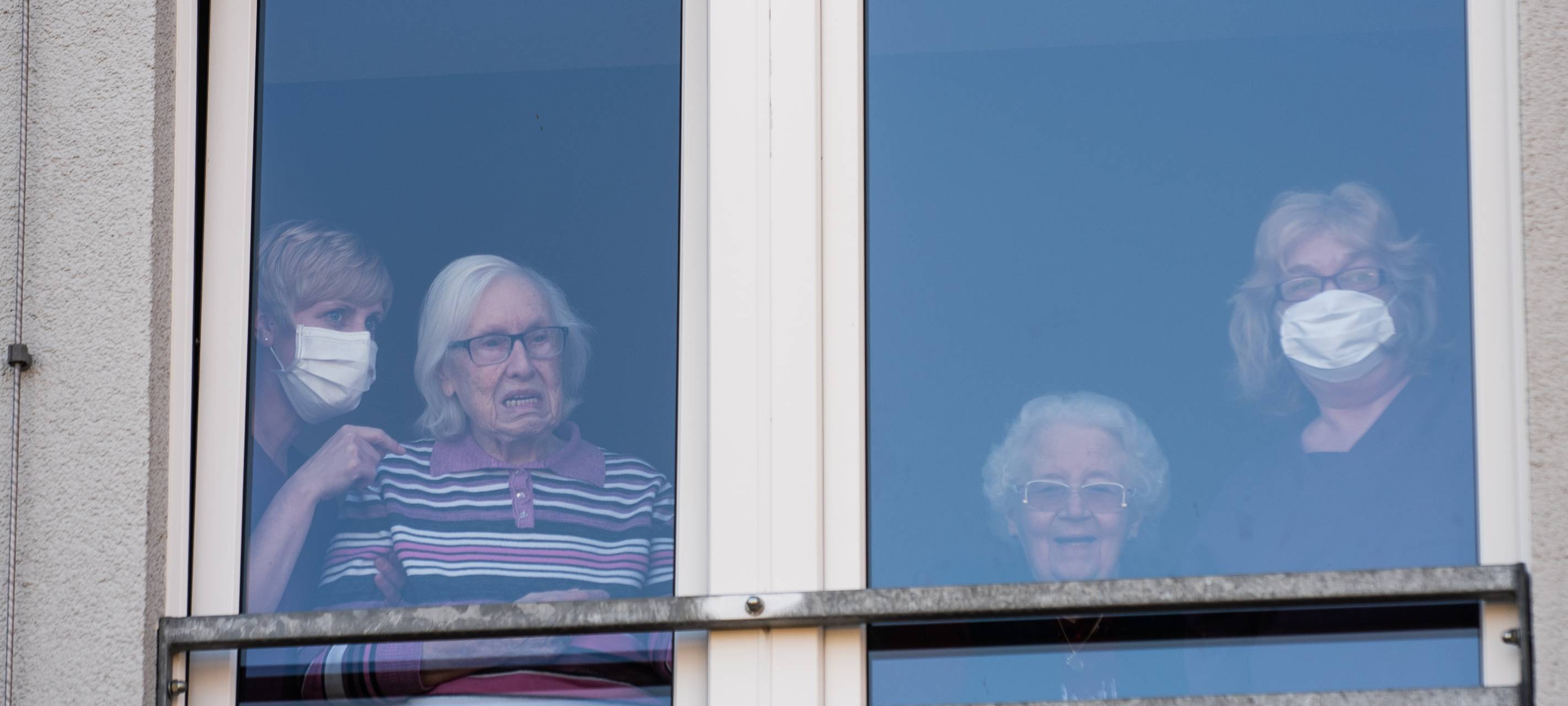 Besuche in Pflegeheimen ab Sonntag erlaubt