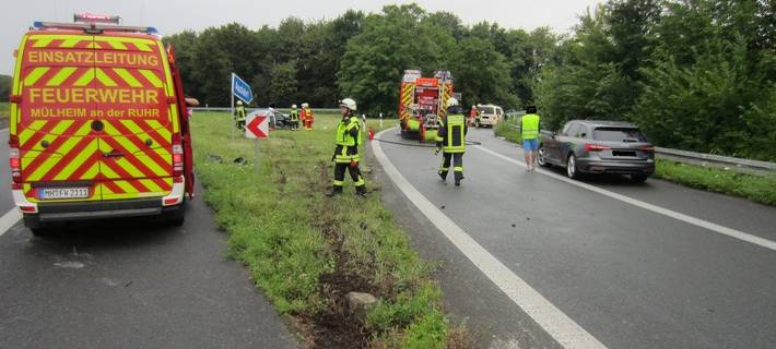 Zwei Verletzte nach Unfall auf A40