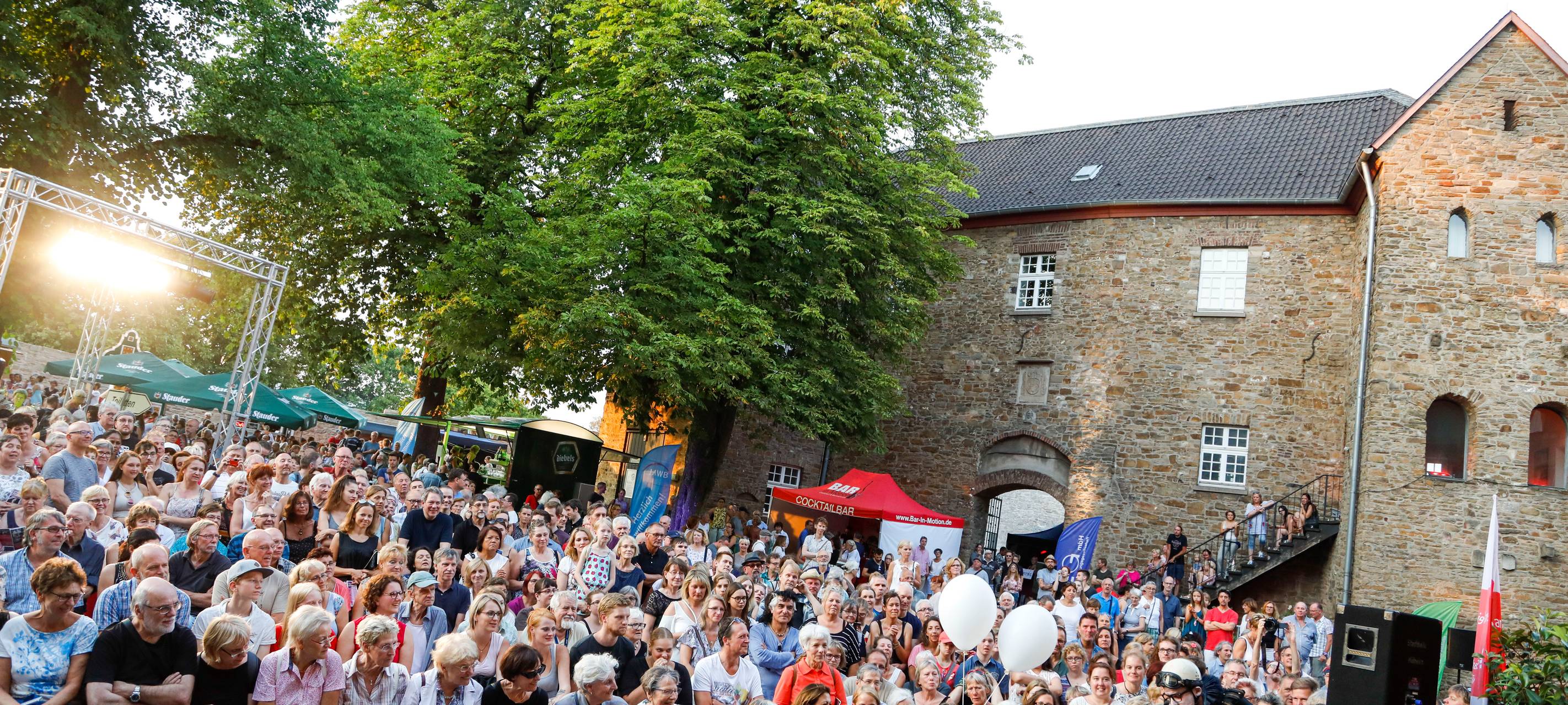 Kleinkunst bei der Broicher Schlossnacht