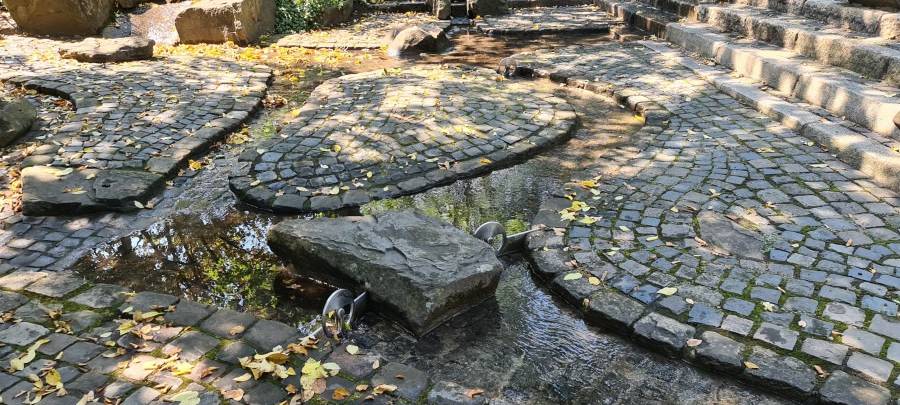 Wasser auf Friedhöfen bleibt abgeschaltet