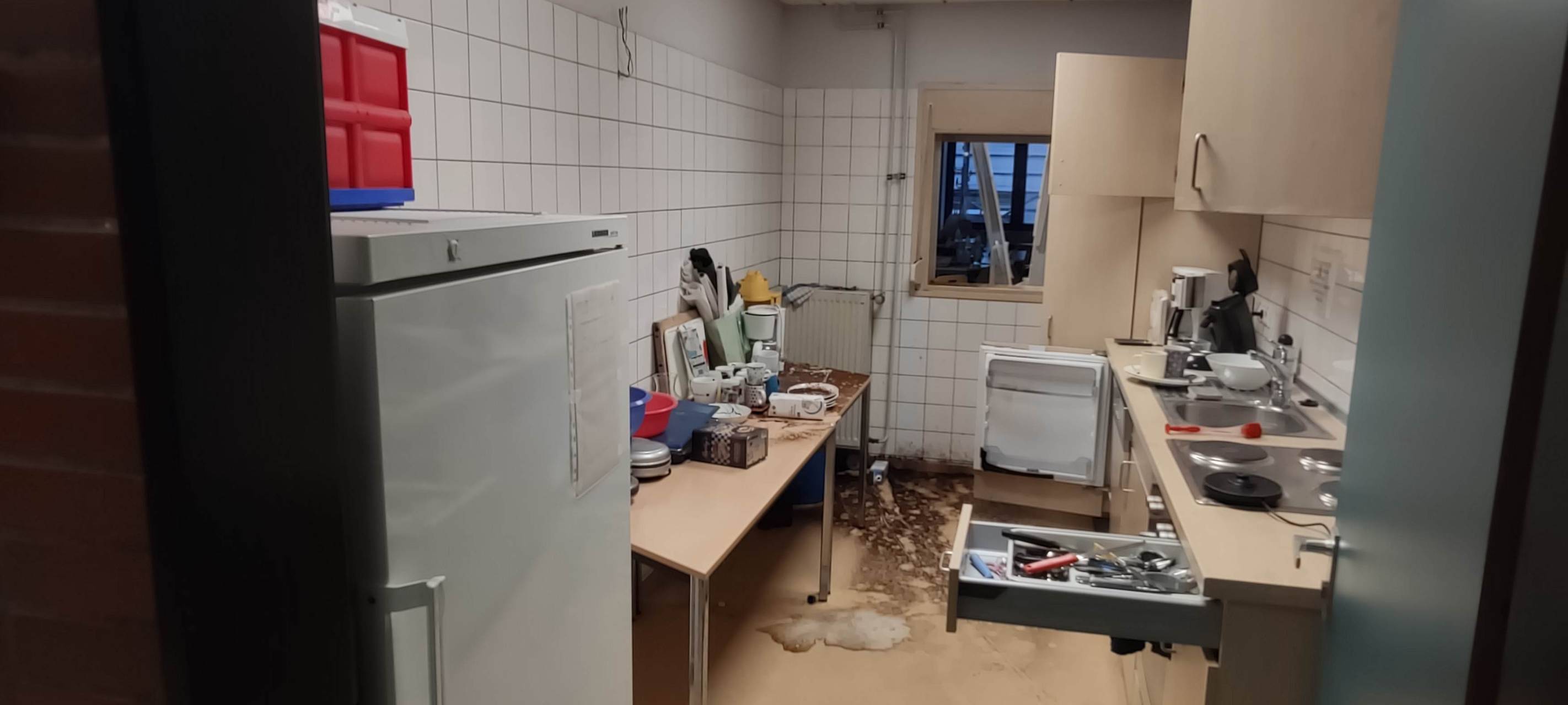 Schule nach Einbrüchen geschlossen