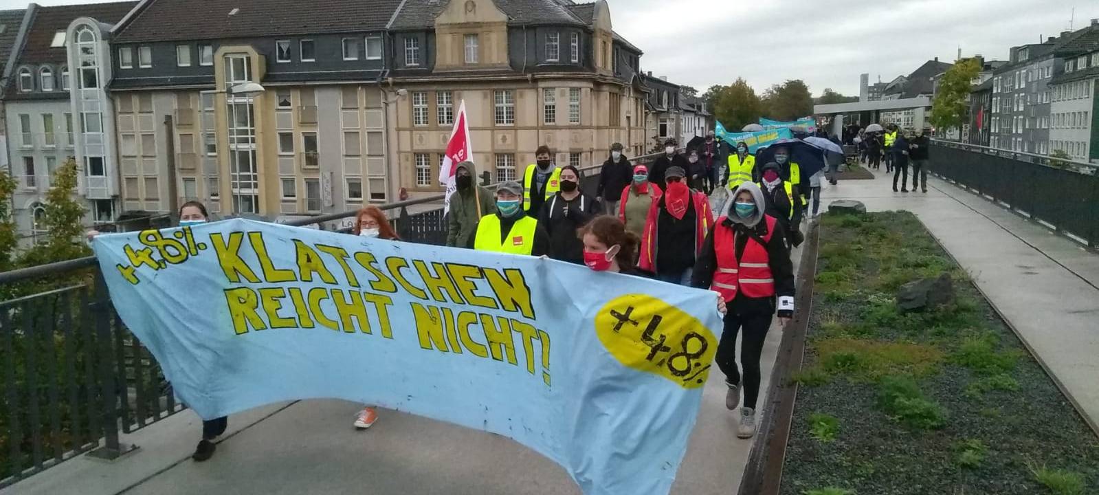 Warnstreik führt zu Schulschließungen