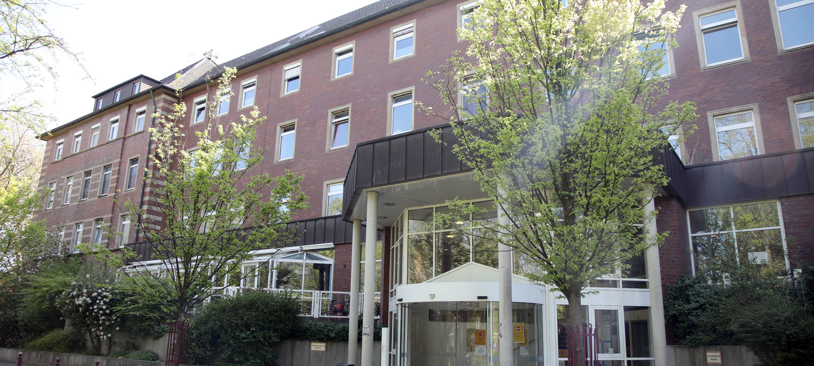 48-Stunden-Aufnahmestopp nach zwei Corona-Fällen