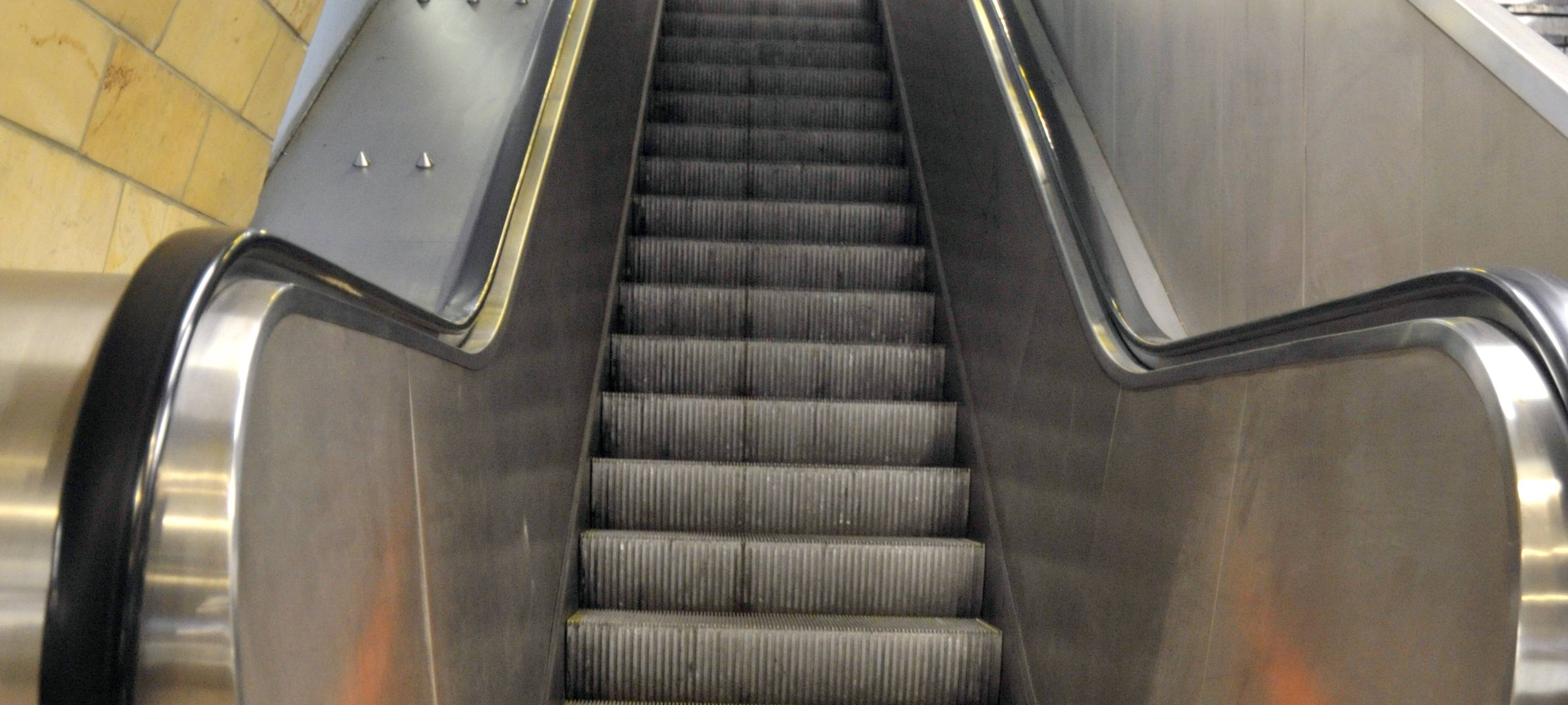 Rolltreppe am Schloß Broich wird erneuert