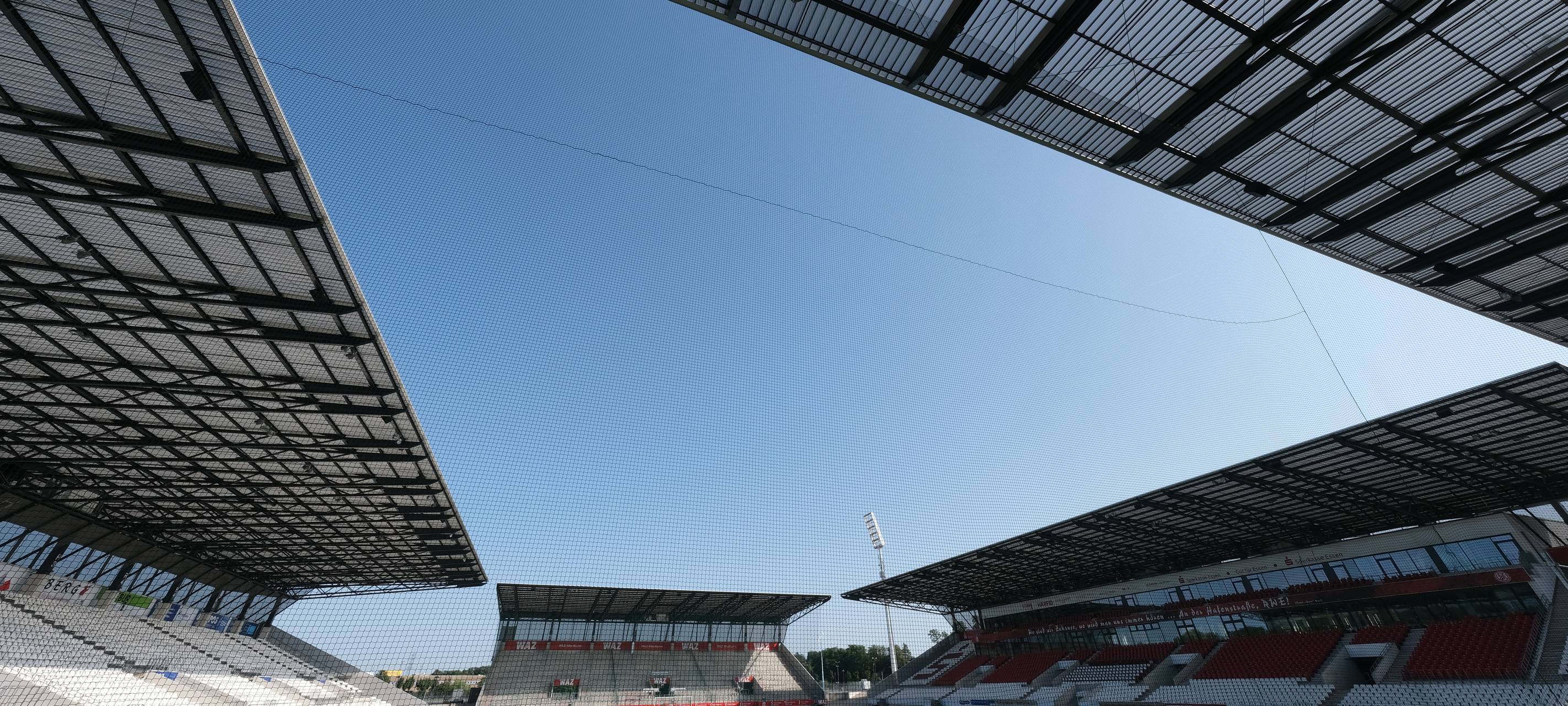 Pokalabend unter Flutlicht