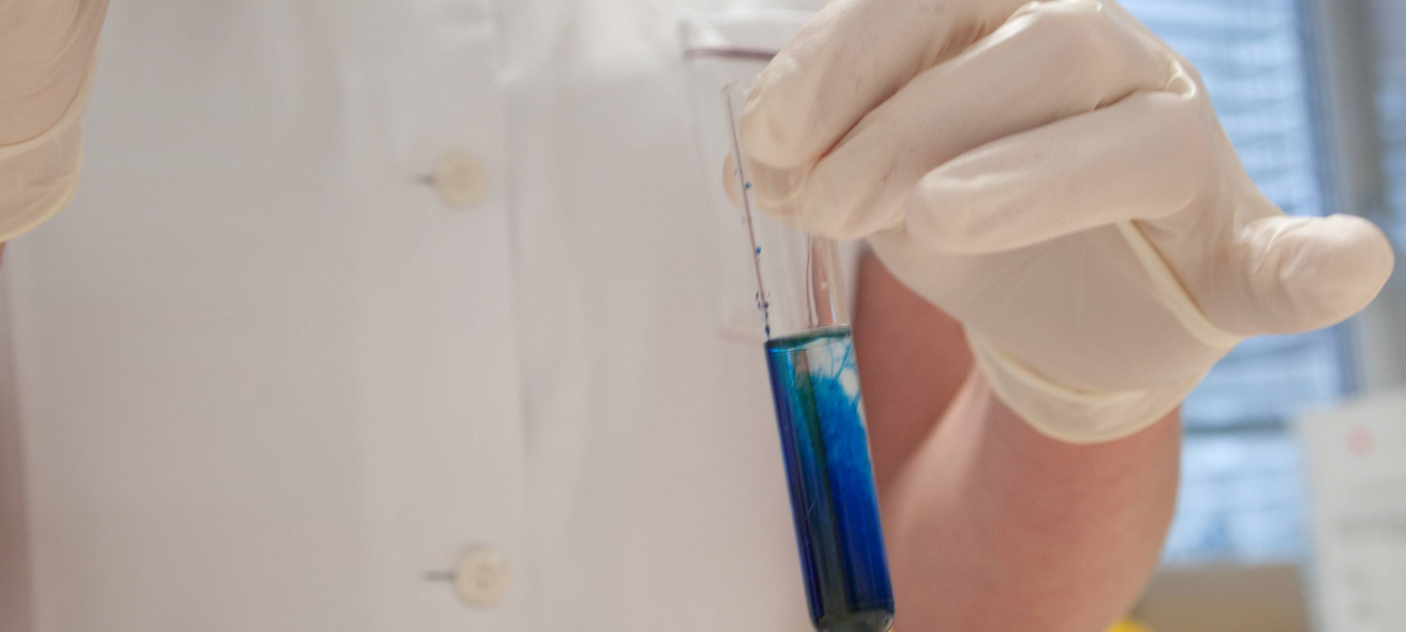 Labormobil macht Halt in Mülheim