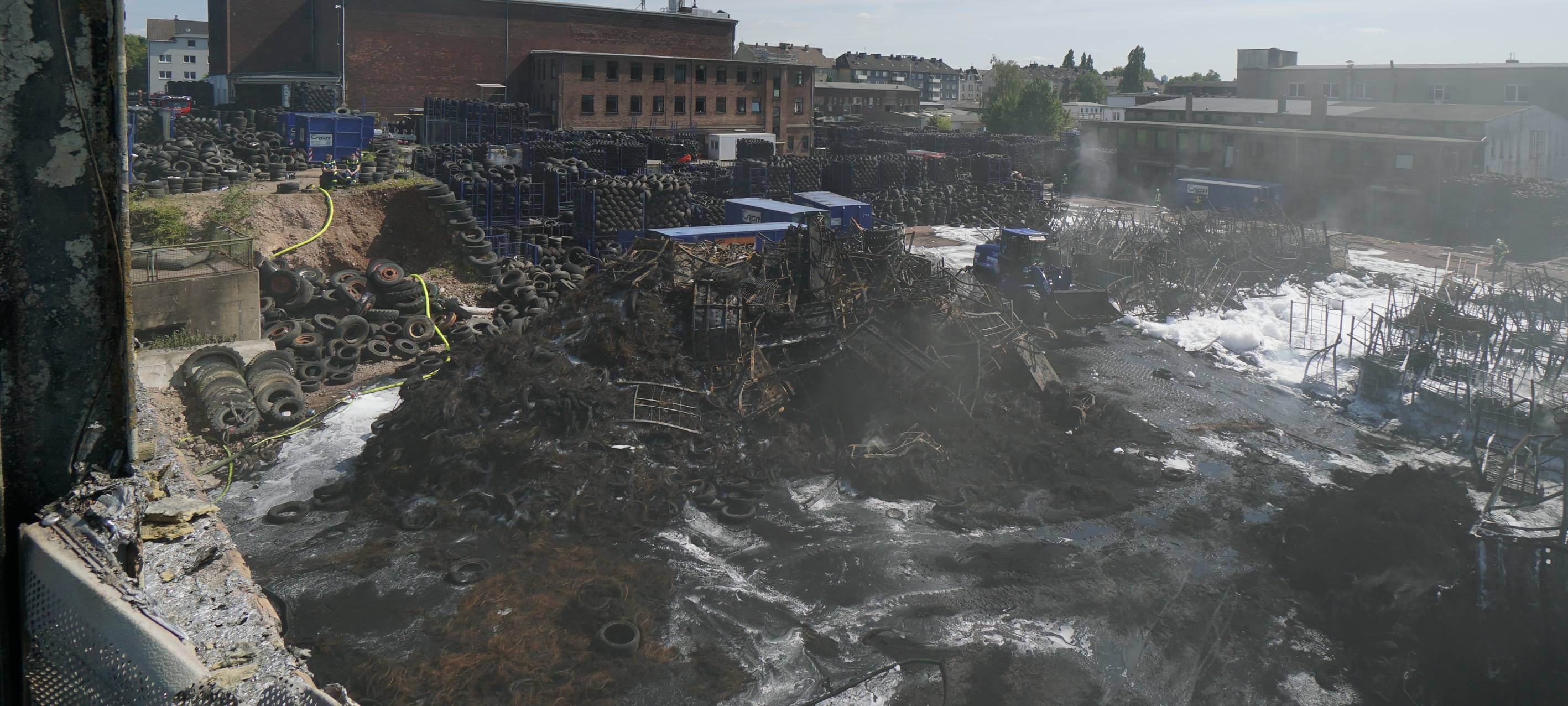 A40: Zwei Großbrände - keine Schuldigen