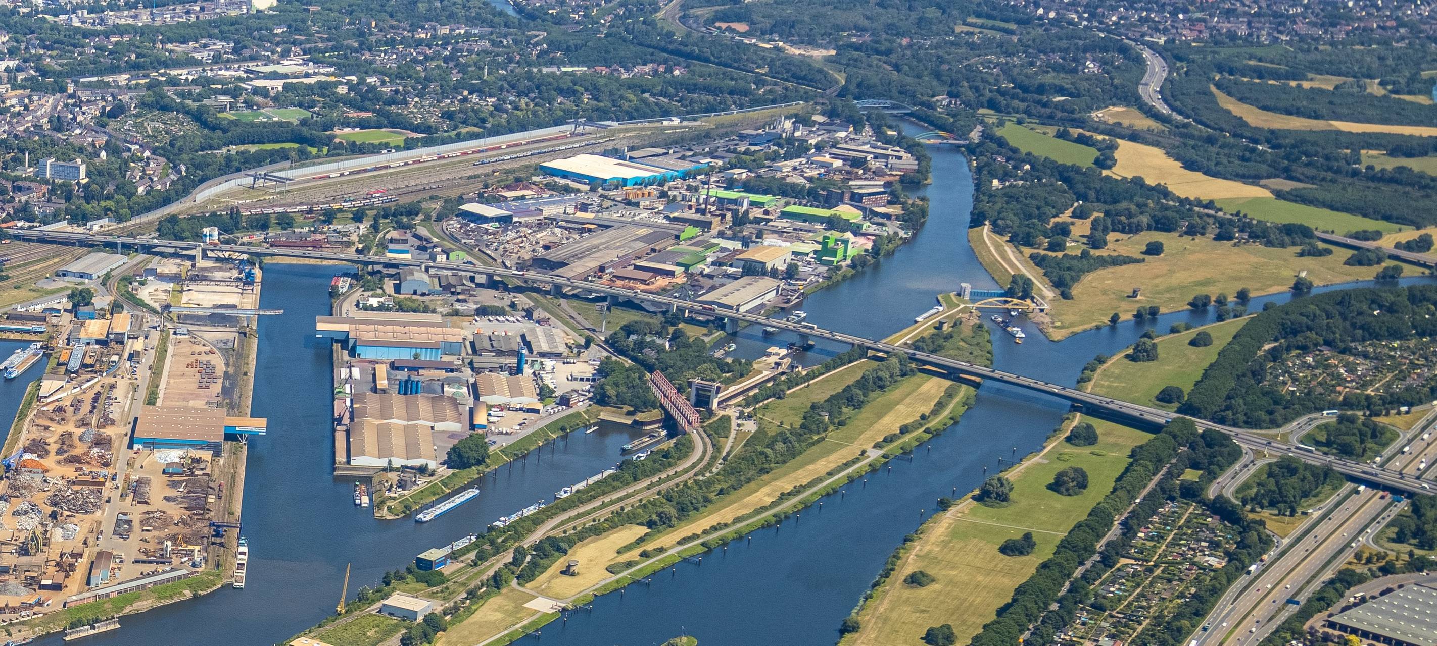 Duisburg: Spatenstich für neue Berliner Brücke