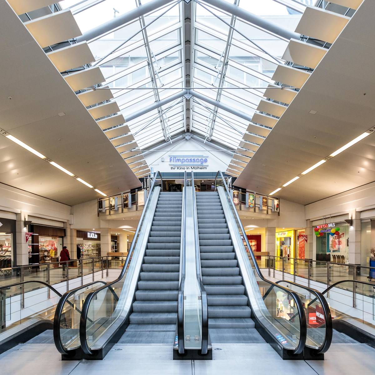 Cinema sale for Ukraine – Radio Mülheim Cinema sale for Ukraine – Radio Mülheim