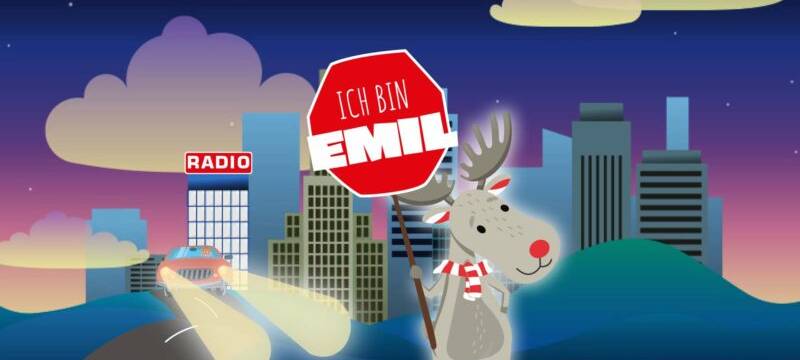 Elch Emil mit Schild