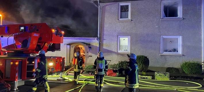 Verletzte nach zwei Bränden im Revier