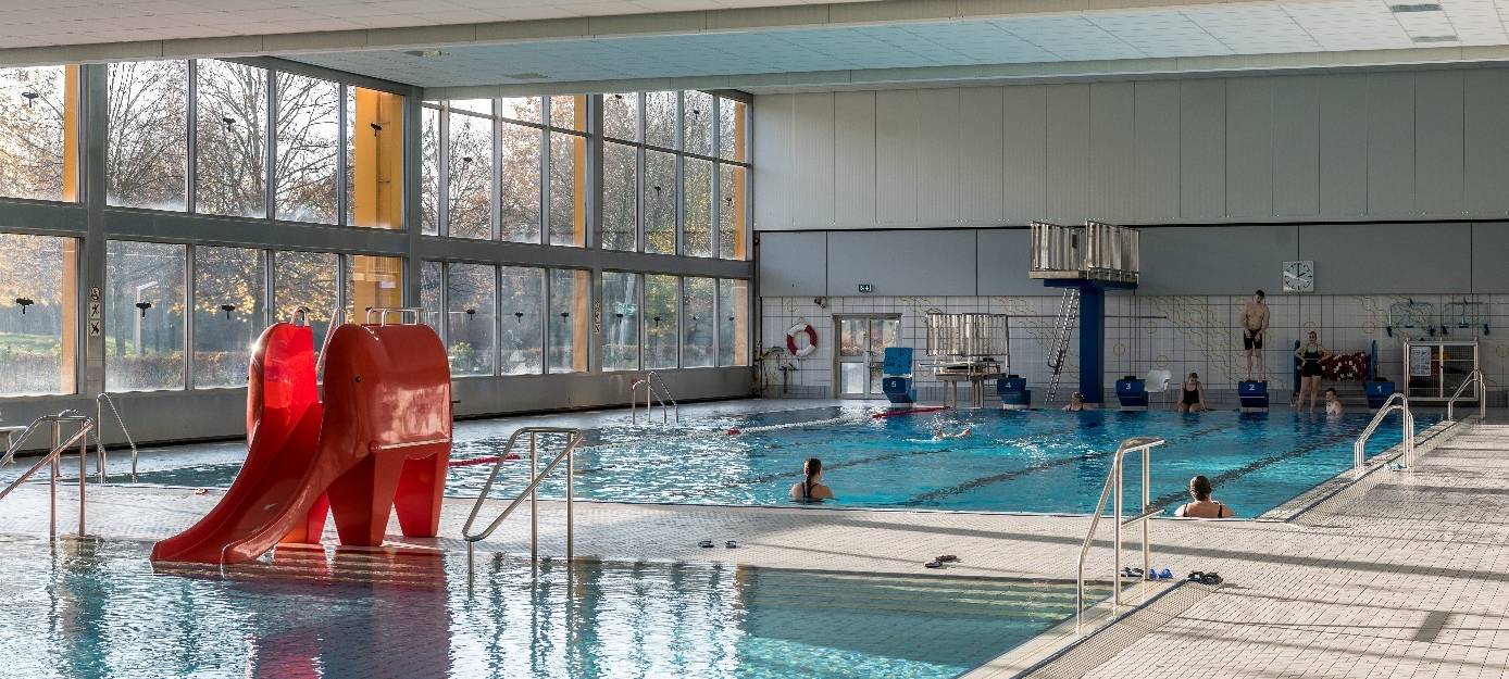 Bad schließt für 24-Stunden-Schwimmen