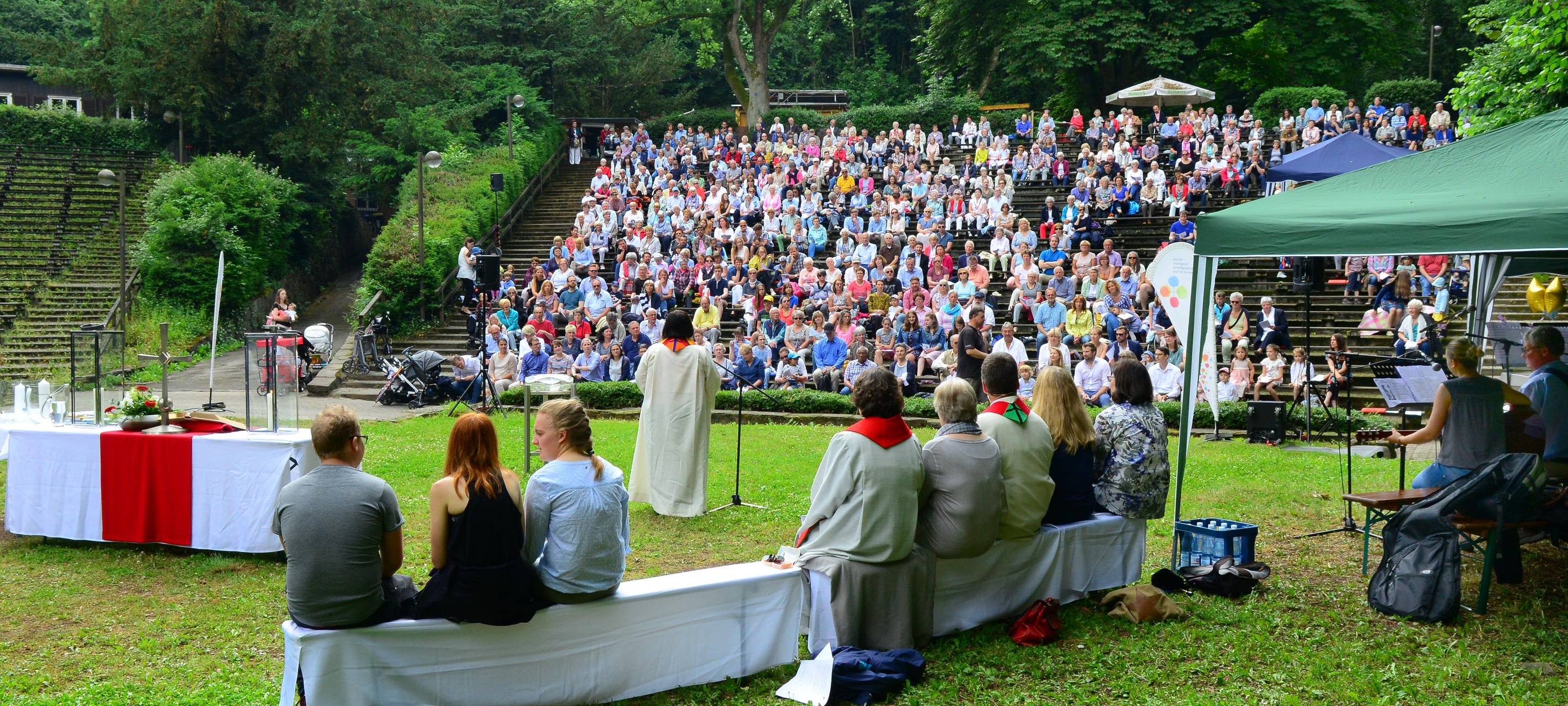 Gottesdienst unter freiem Himmel