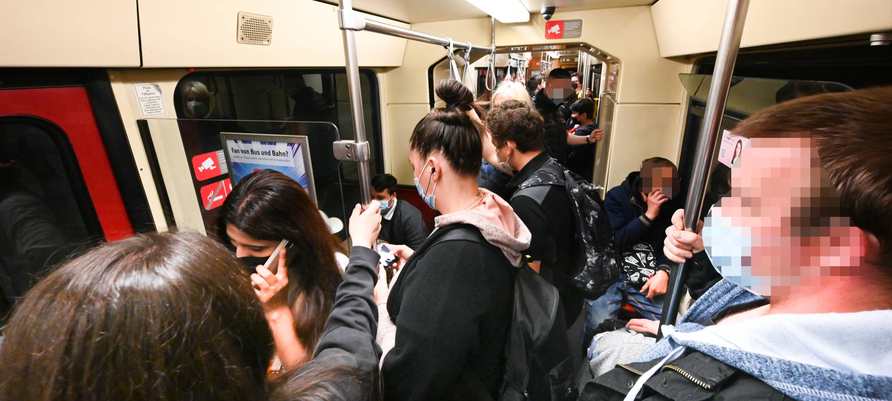 9-Euro-Ticket überlastet teilweise Nahverkehr