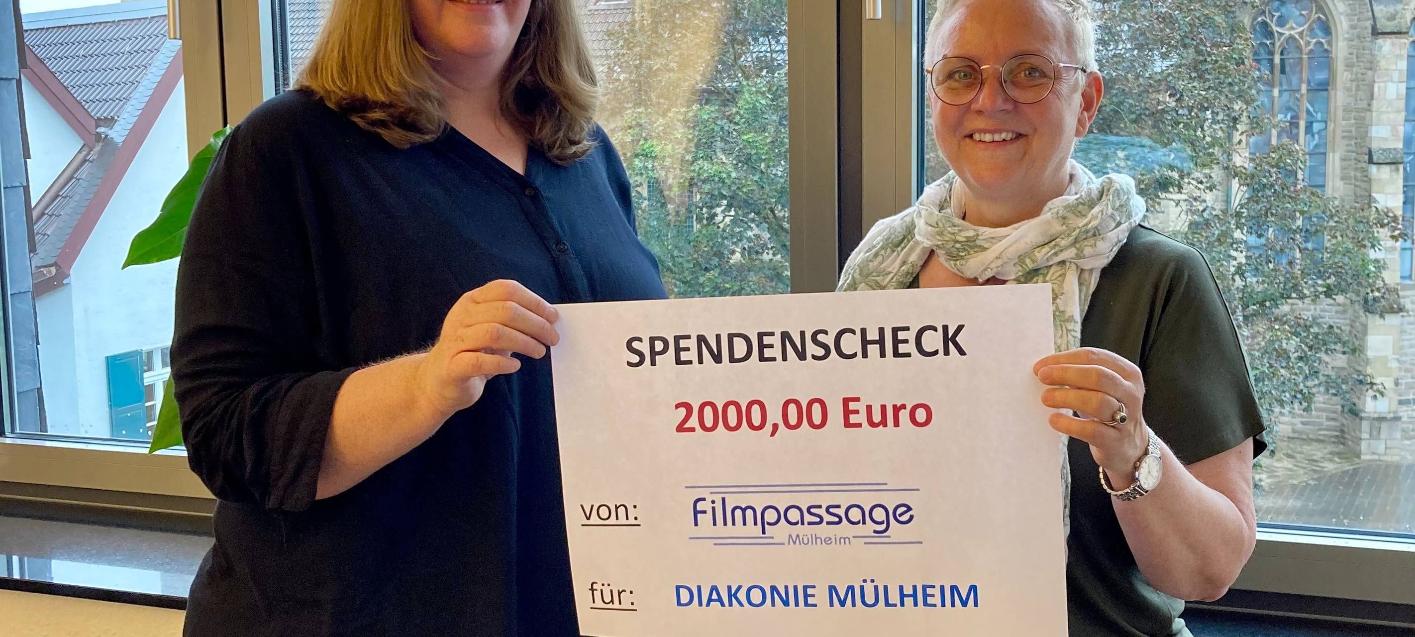 Spendenübergabe an Diakonie