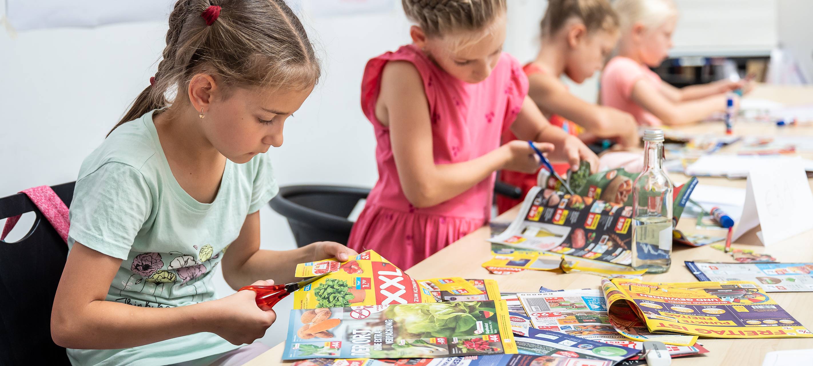 Projekt bereitet Ukraine-Flüchtlinge auf Schule vor