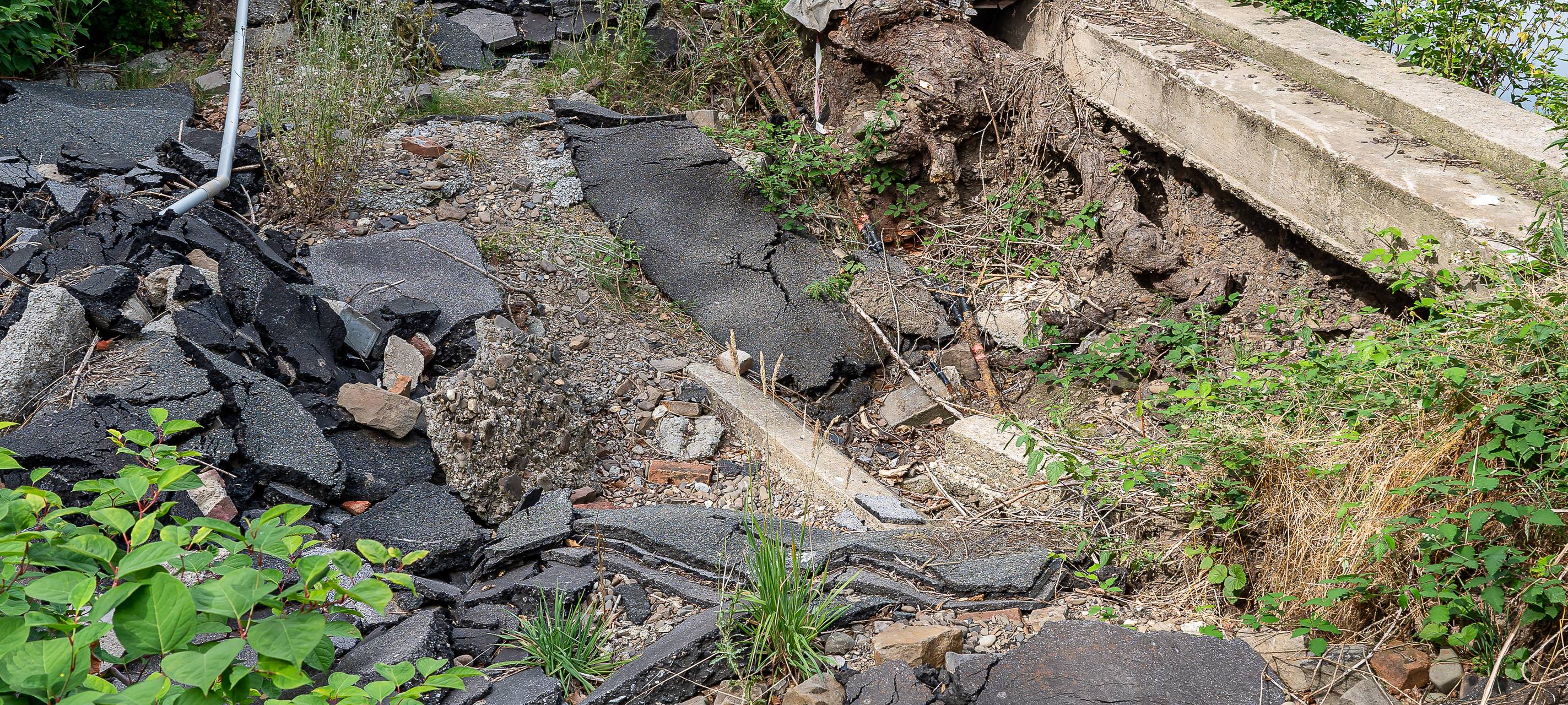 Stadt behebt Schäden auf Ruhrinselweg