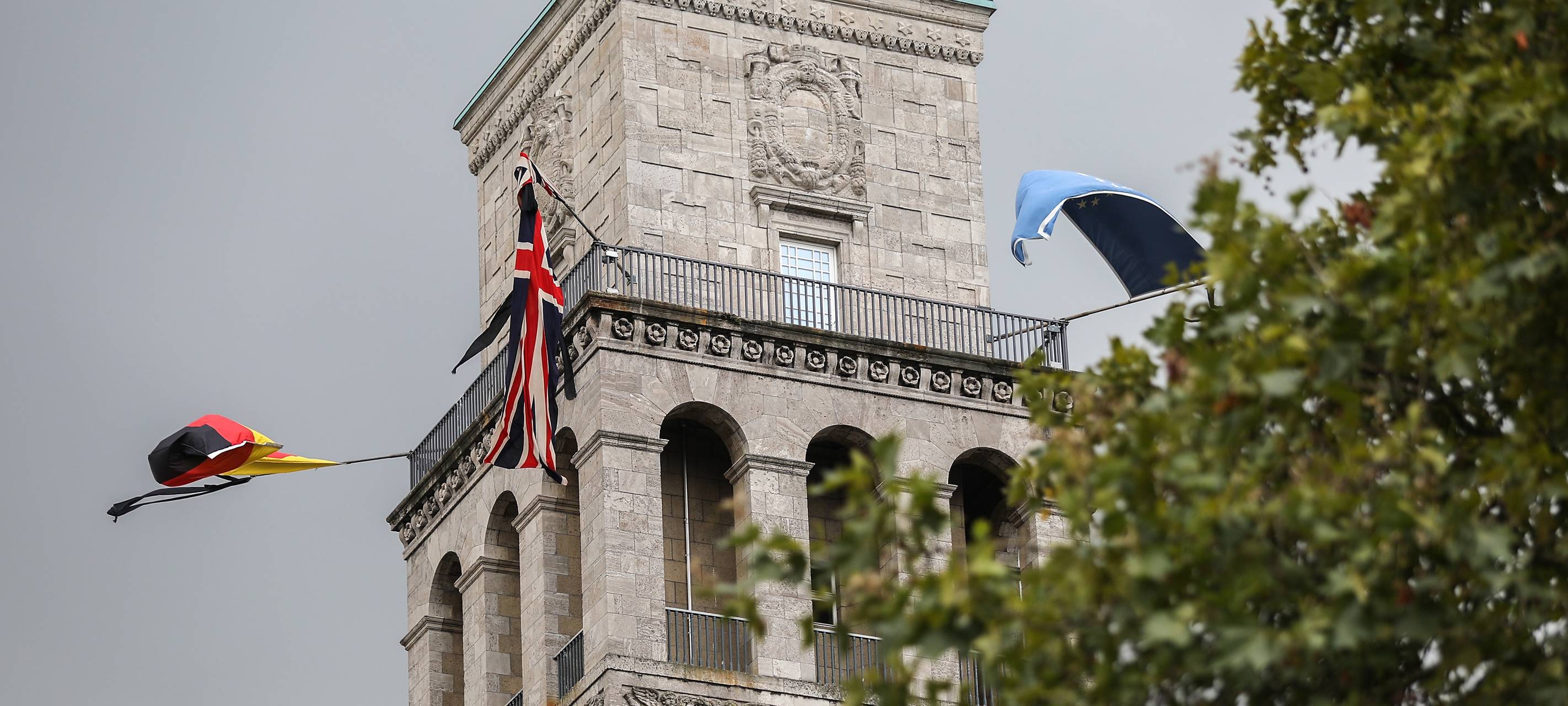 Trauerflor am Rathaus