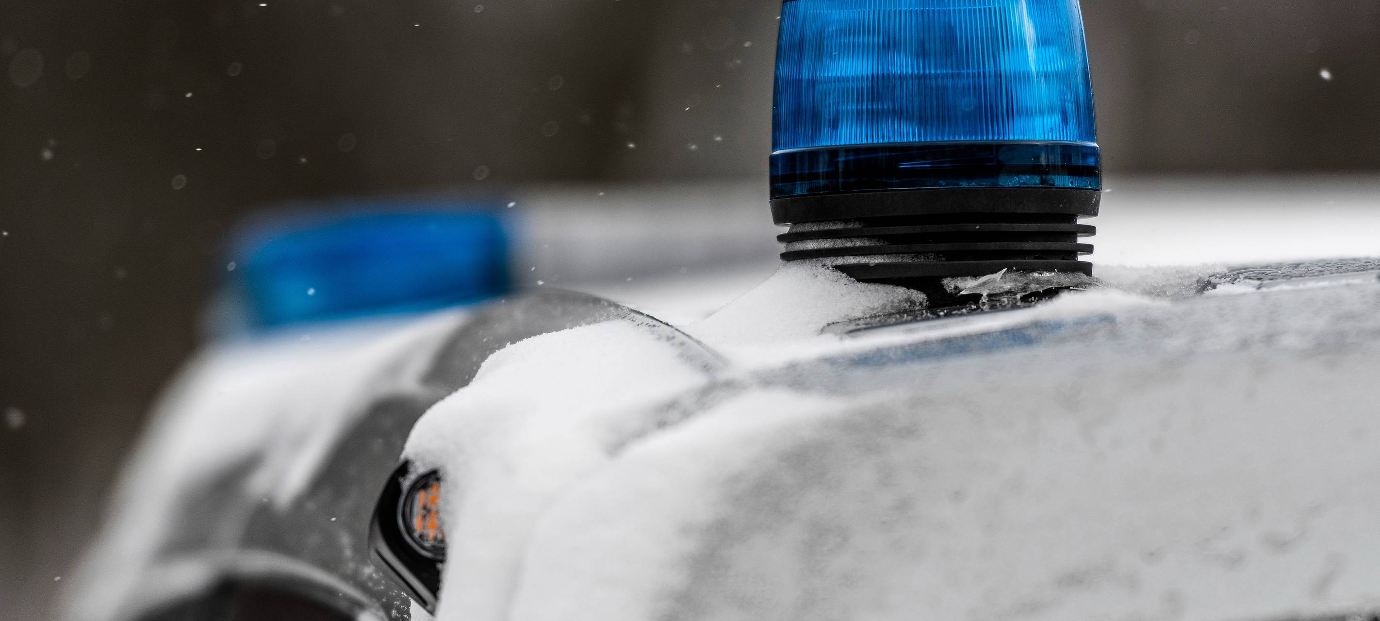 Autofahrer touchiert Grundschulkind und flüchtet