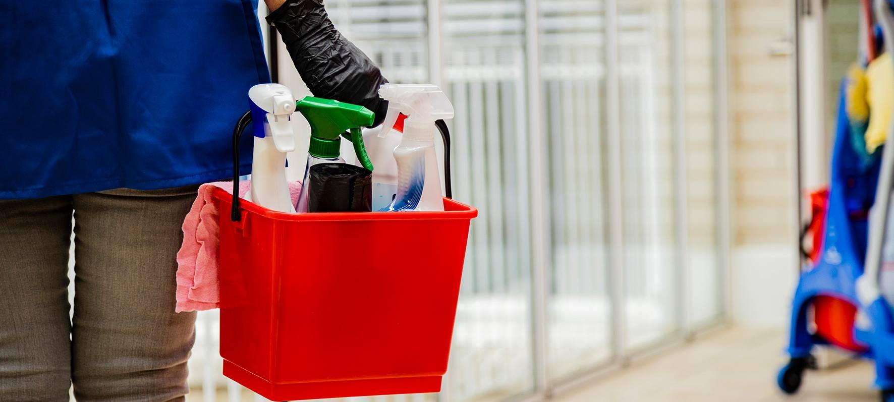 Reinigungskräfte bekommen mindestens 13 Euro pro Stunde