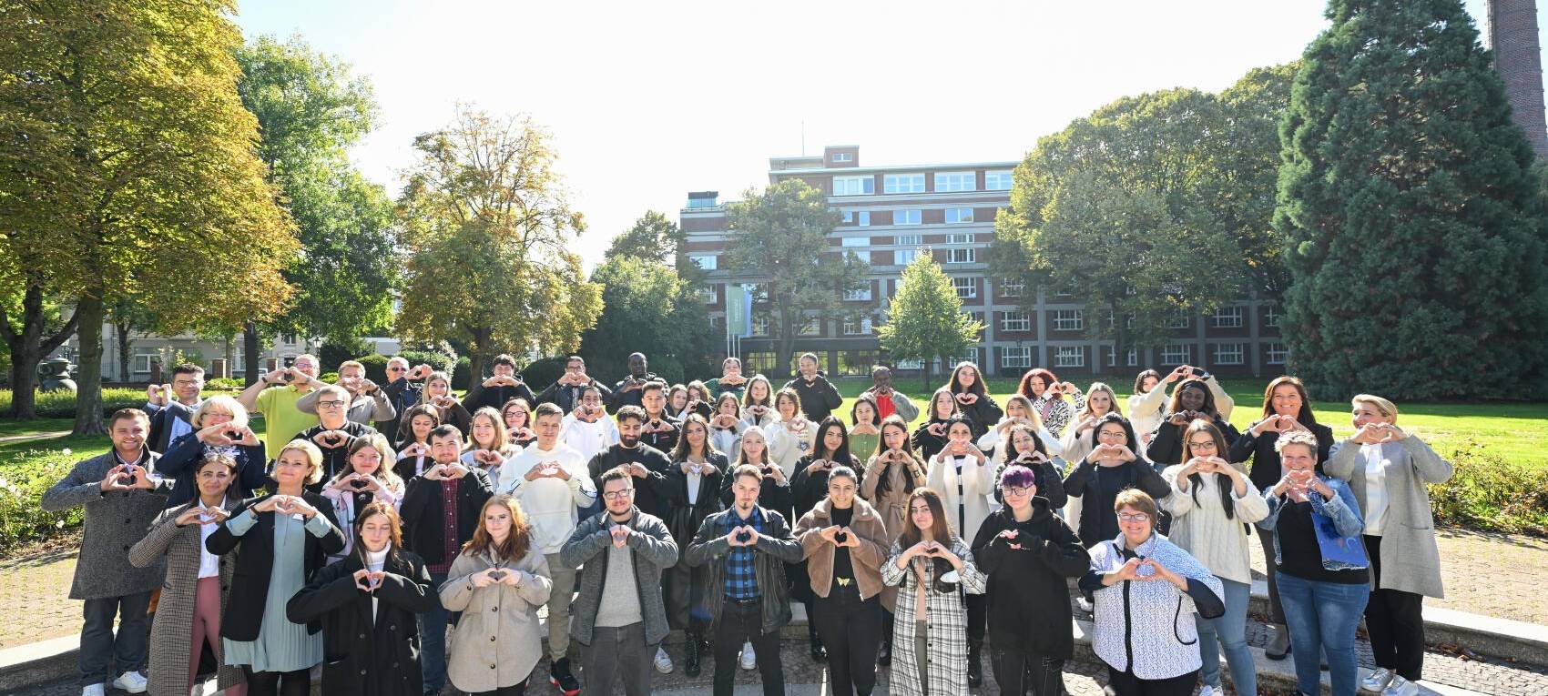 50 Pflege-Azubis beginnen Ausbildung in Parkstadt