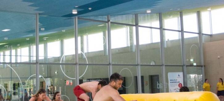 Spaß und Wettkampf im Hallenbad Süd