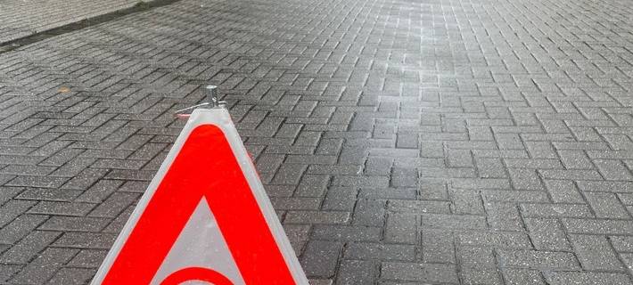 Gasaustritt an einem Mehrfamilienhaus