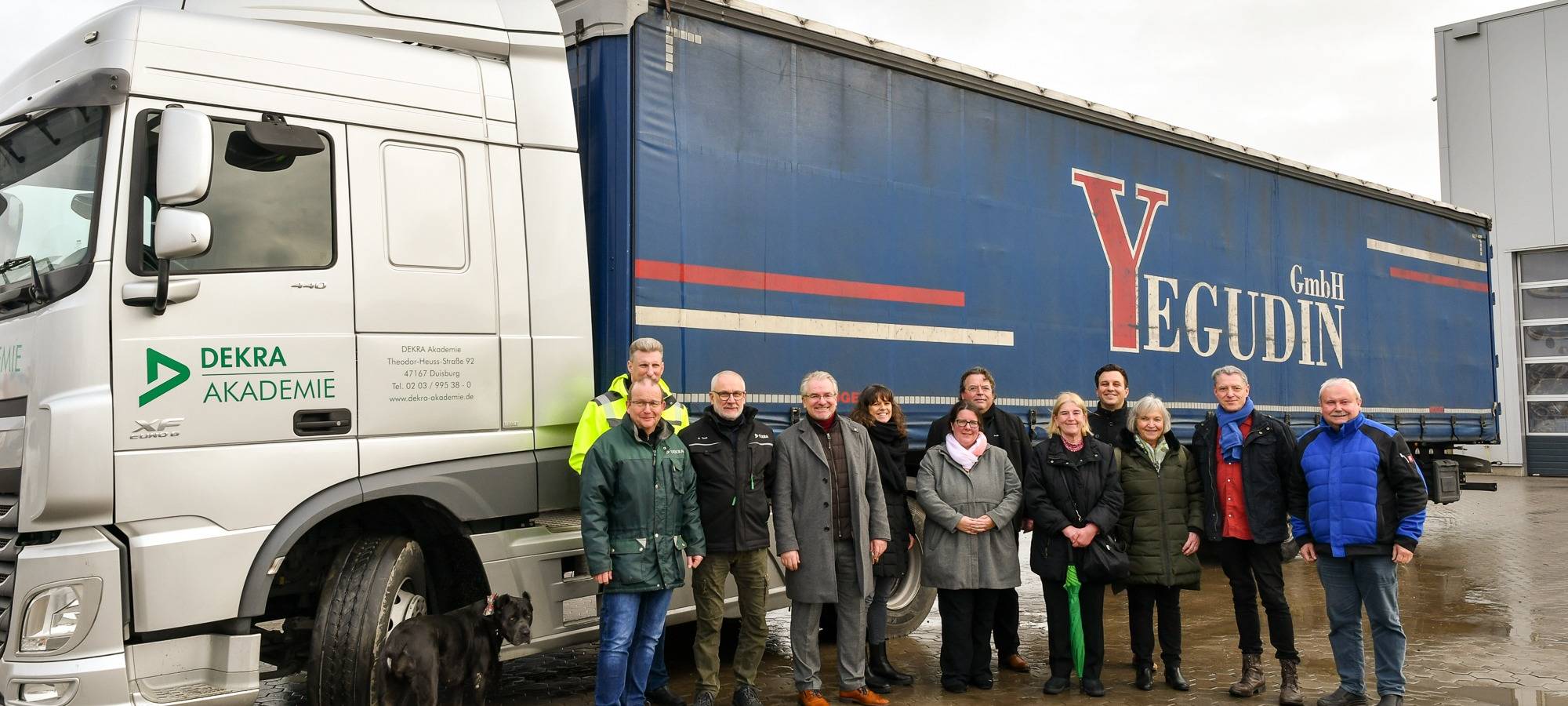 LKW voll mit Hilfsgütern unterwegs in die Ukraine