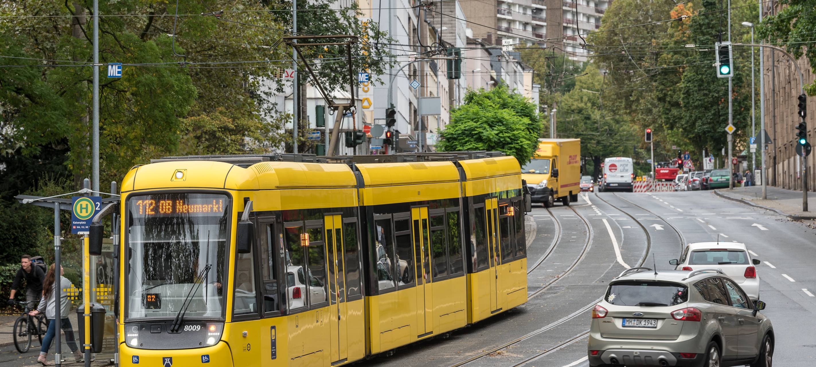 Frau verunglückt schwer auf der Kaiserstraße