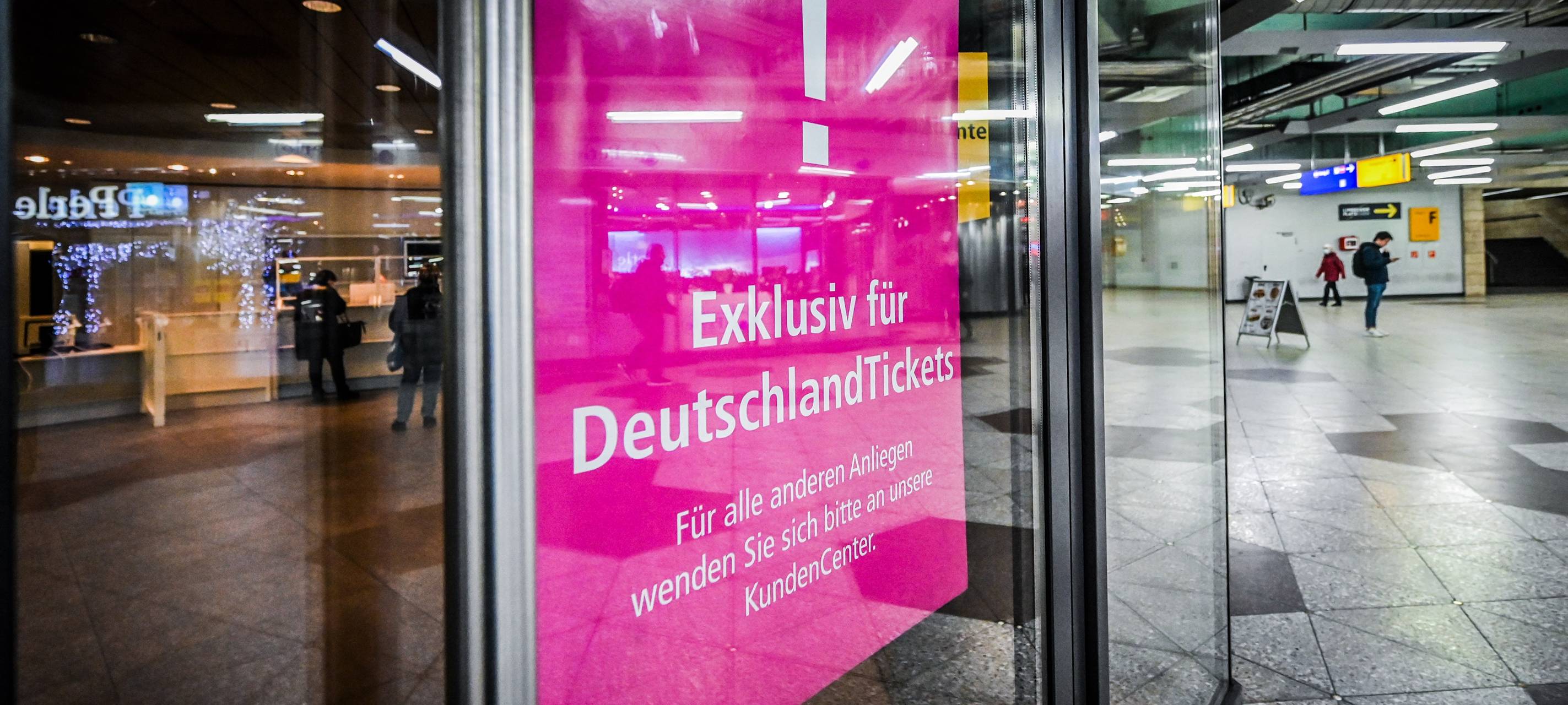 Tausende Ruhrbahn-Kunden mit DeutschlandTicket unterwegs