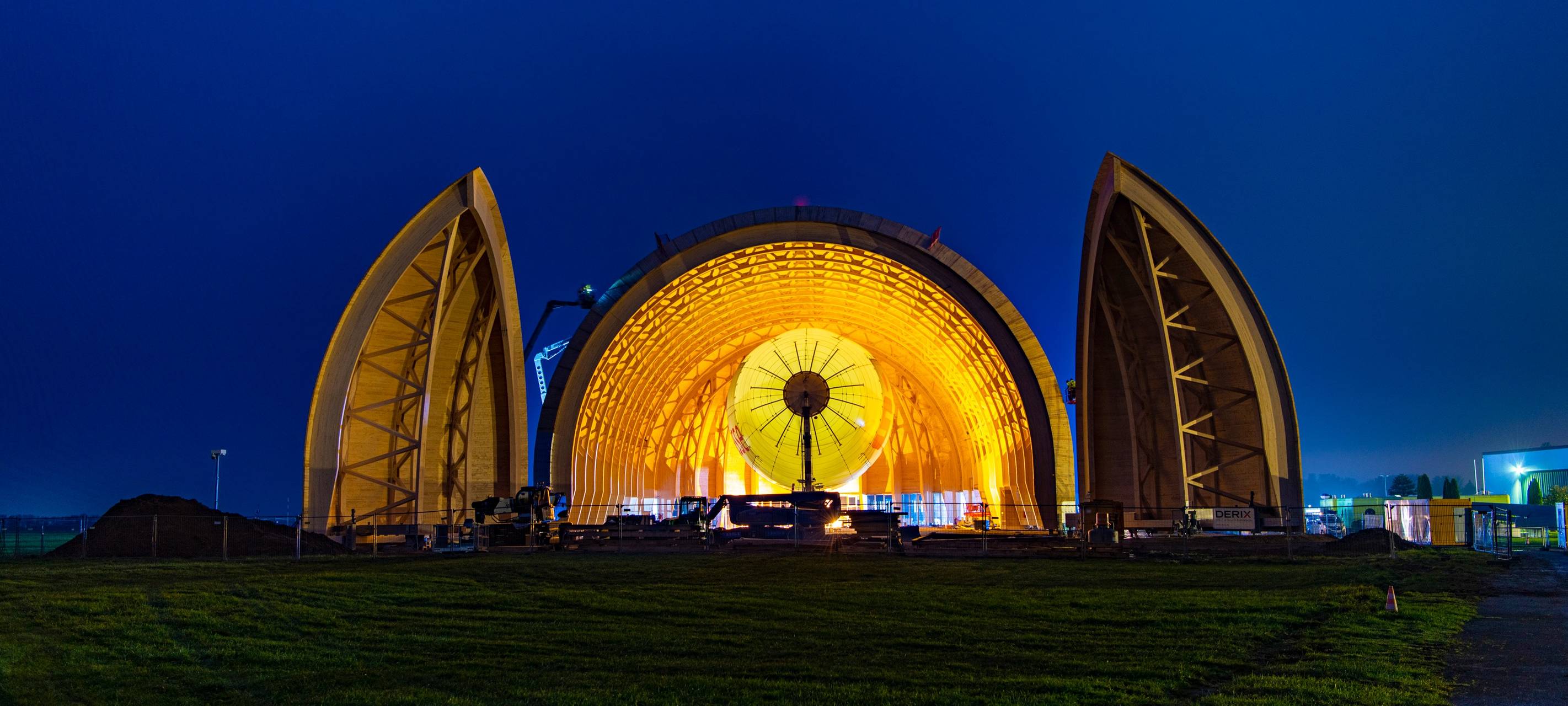 Neue WDL-Halle auf spektakulären Fotos