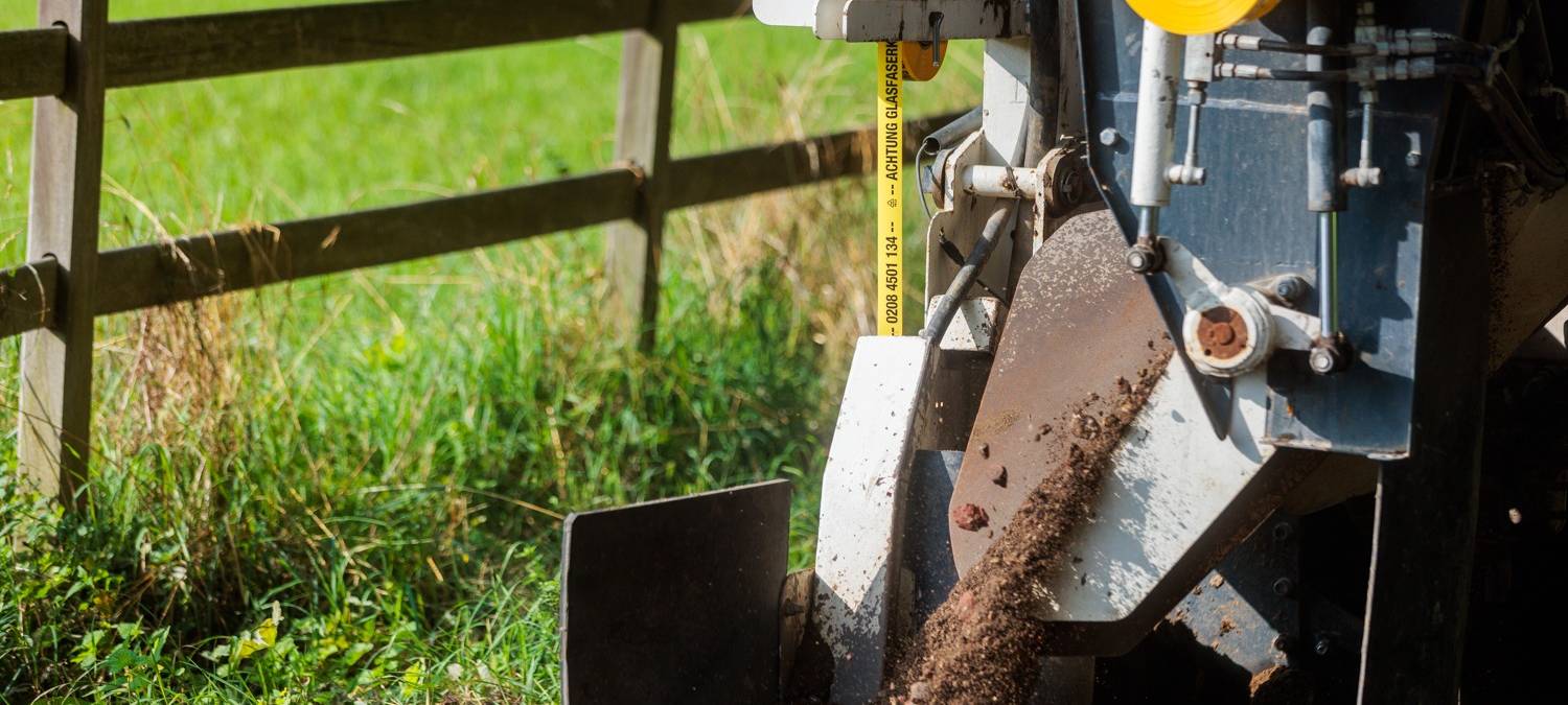 Schneller Glasfaserausbau mit neuer Technik