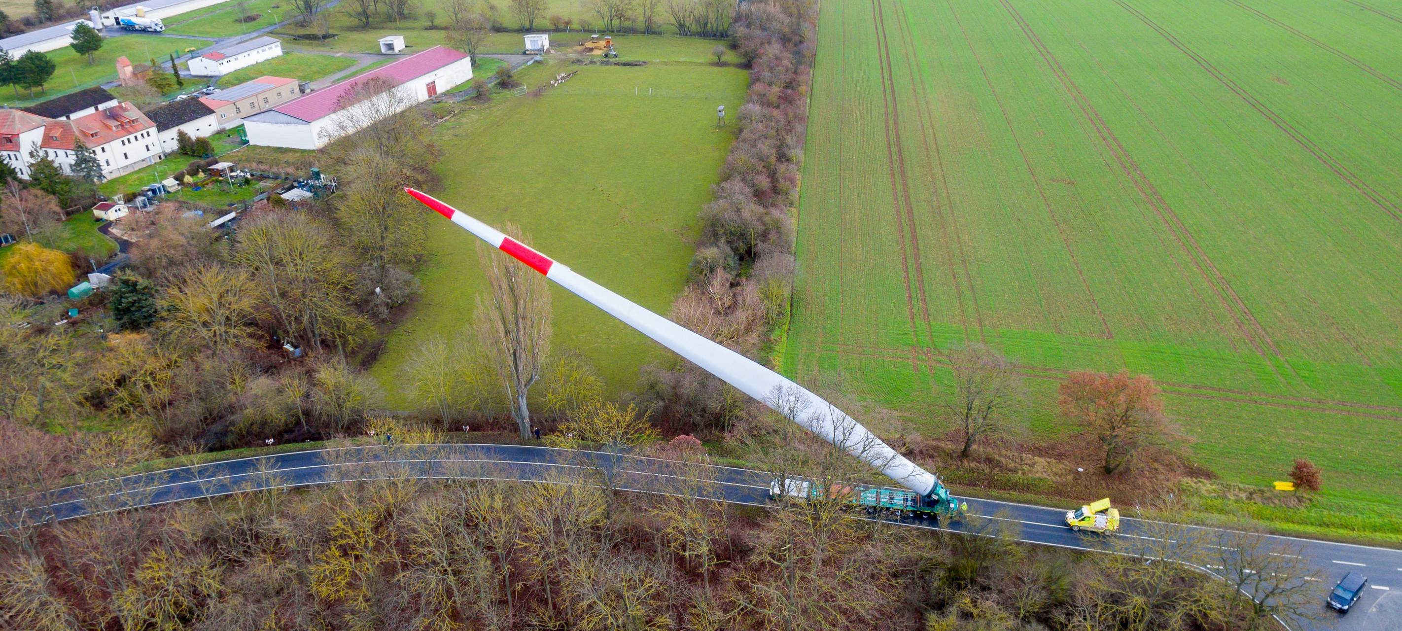 Nächtliche Sperrung wegen Schwertransport