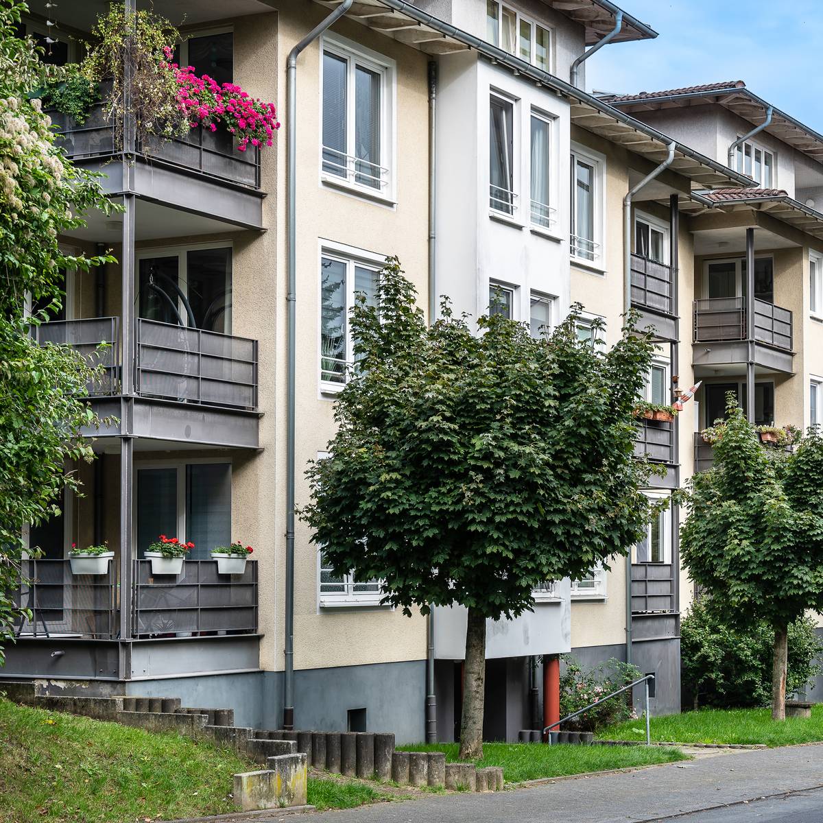 Glasfaserausbau für SWB-Wohnungen - Radio Mülheim