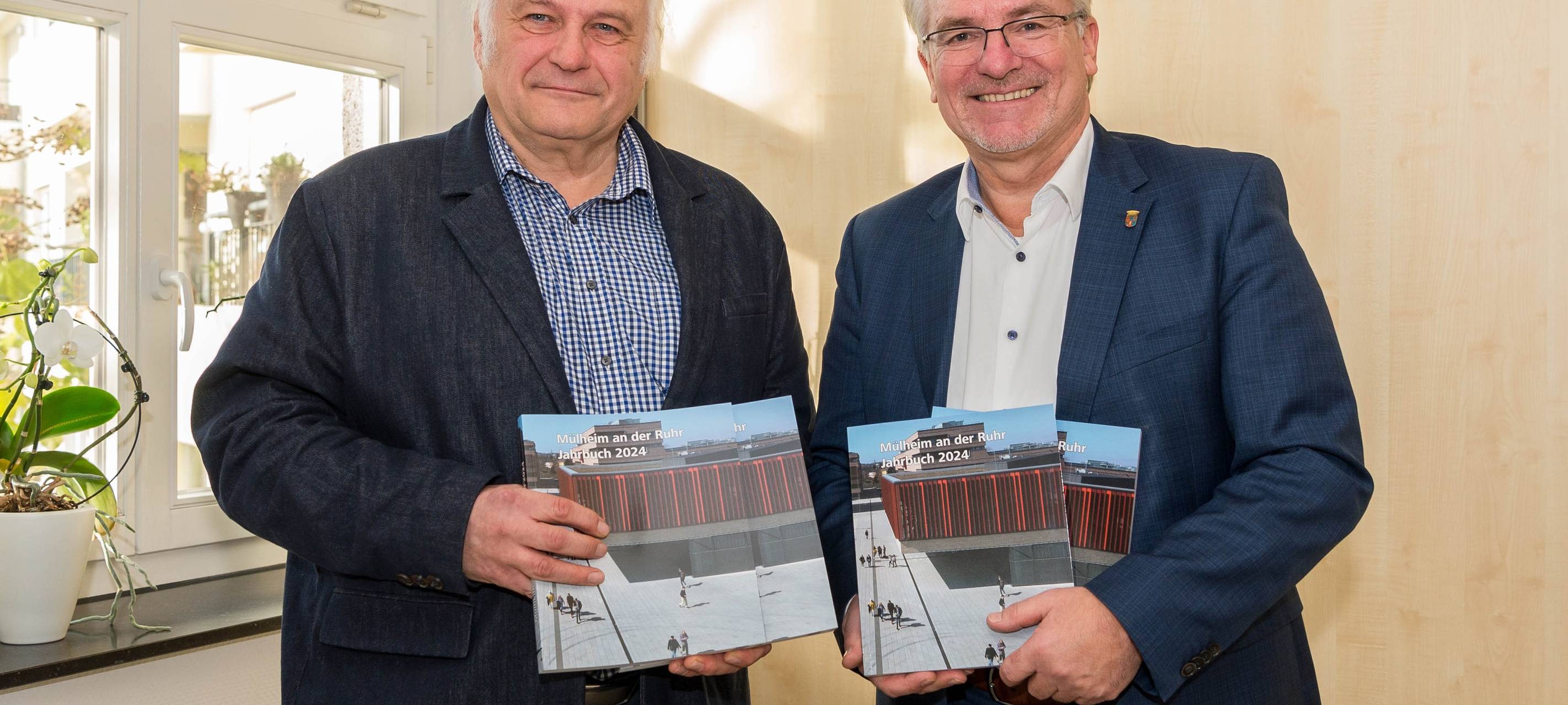 Jahrbuch 2024 zeigt Mülheimer Vielfalt