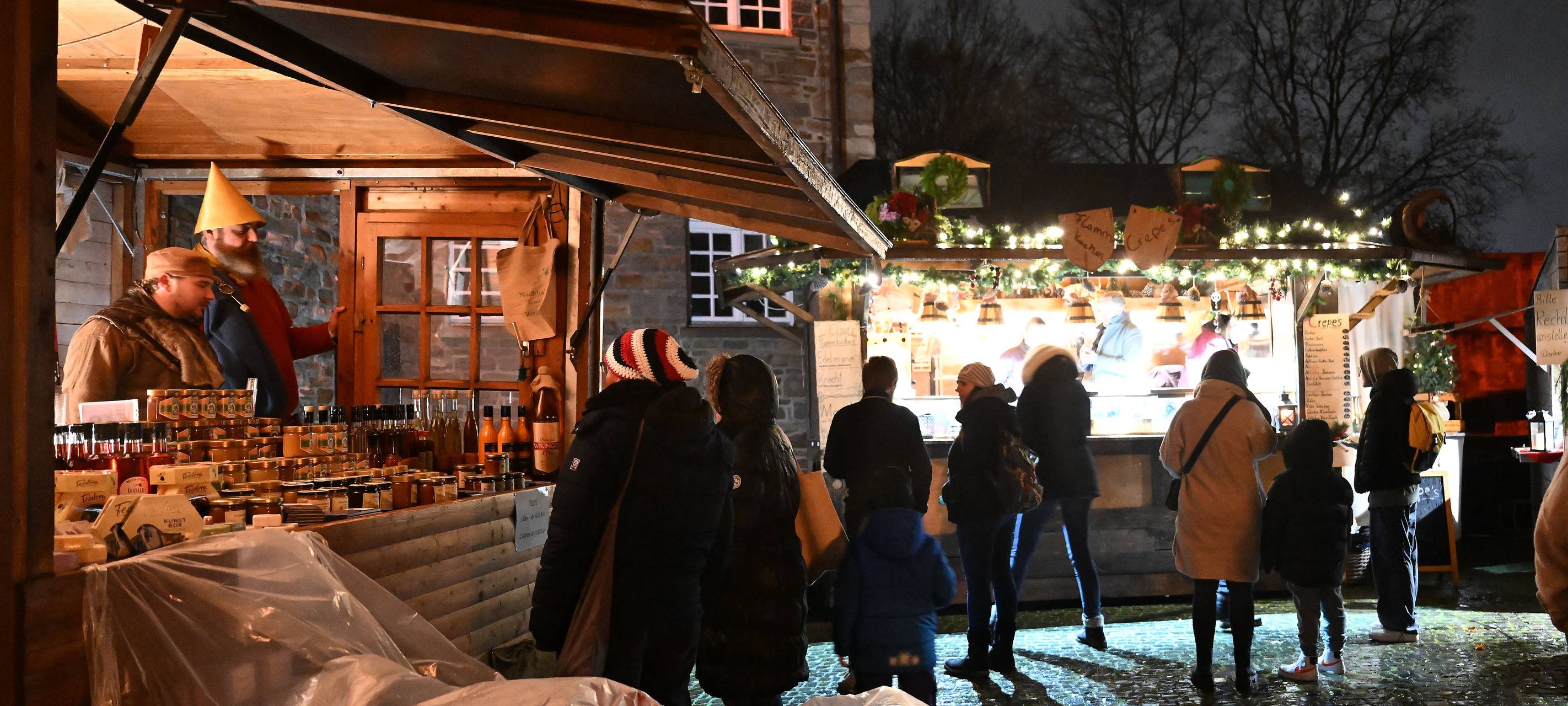 Teil 2 der Broicher Schloßweihnacht